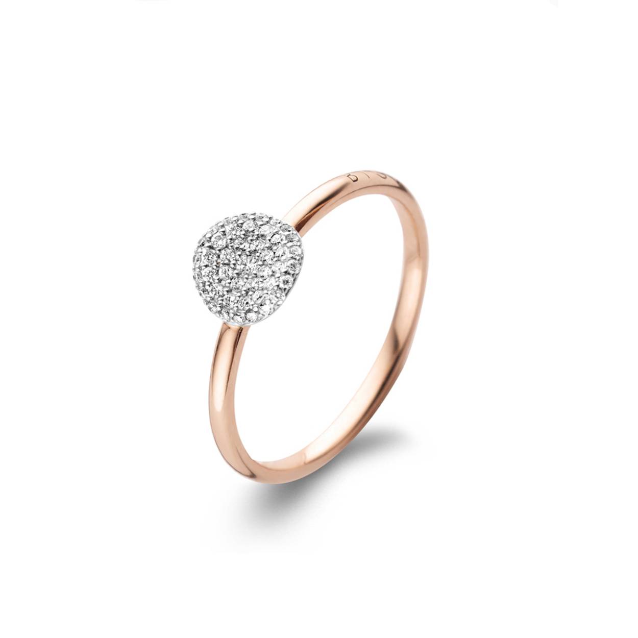 Deze Mini Waves ring is vervaardigd in 18kt roségoud en afgewerkt met witte diamanten 0.2ct
