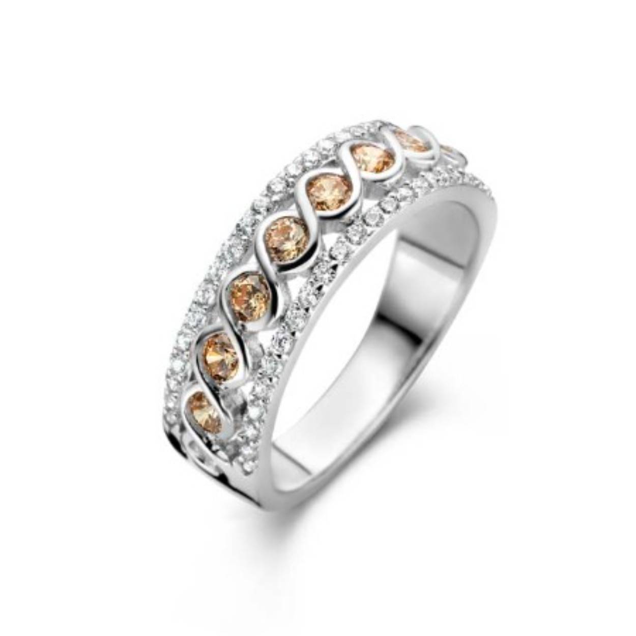 629.811A maat 56.
Zilveren ring met zirkonia.