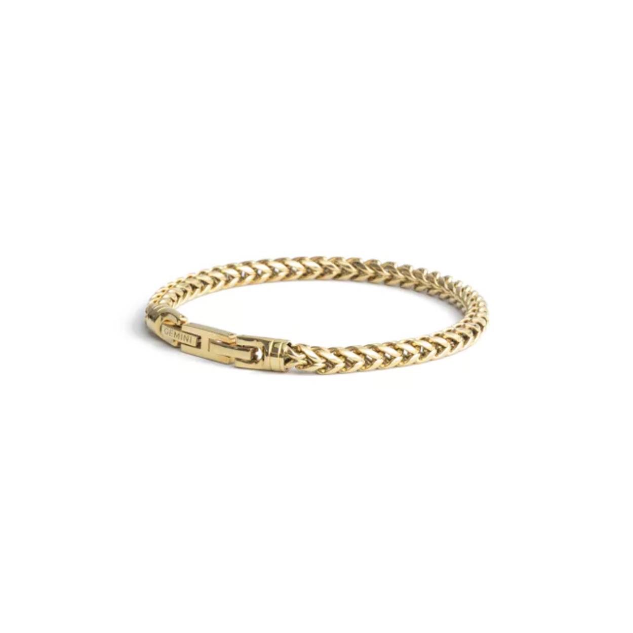 De Milia Gold armband is een prachtige 5mm vossenstaart armband met een op maat gemaakte sluiting. Hij is +-1 cm verstelbaar, dus je hoeft je niet al te veel zorgen te maken over de maatvoering.

De armband is gemaakt van duurzaam 316L roestvrij staal en is met de grootste zorg afgewerkt.

