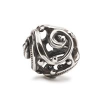 TROLLBEADS BEDEL DEINING: DANS OP DE MELODIE VAN DE NATUUR EN LAAT JE VERLEIDEN.