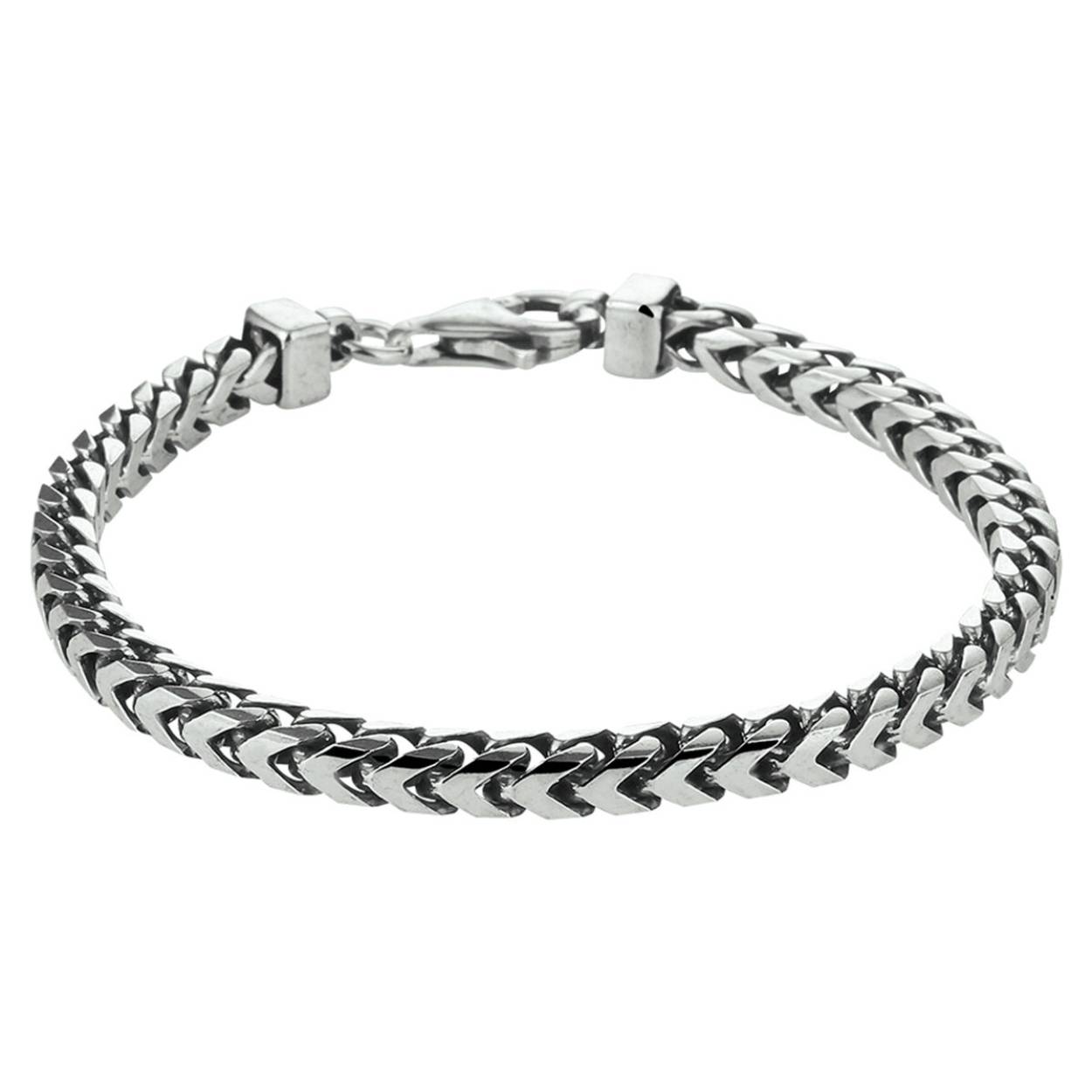Geoxideerd zilveren armband uitgevoerd met een karabijn sluiting. De armband heeft een draaglengte van 21cm. De schakelbreedte is 4.6mm.