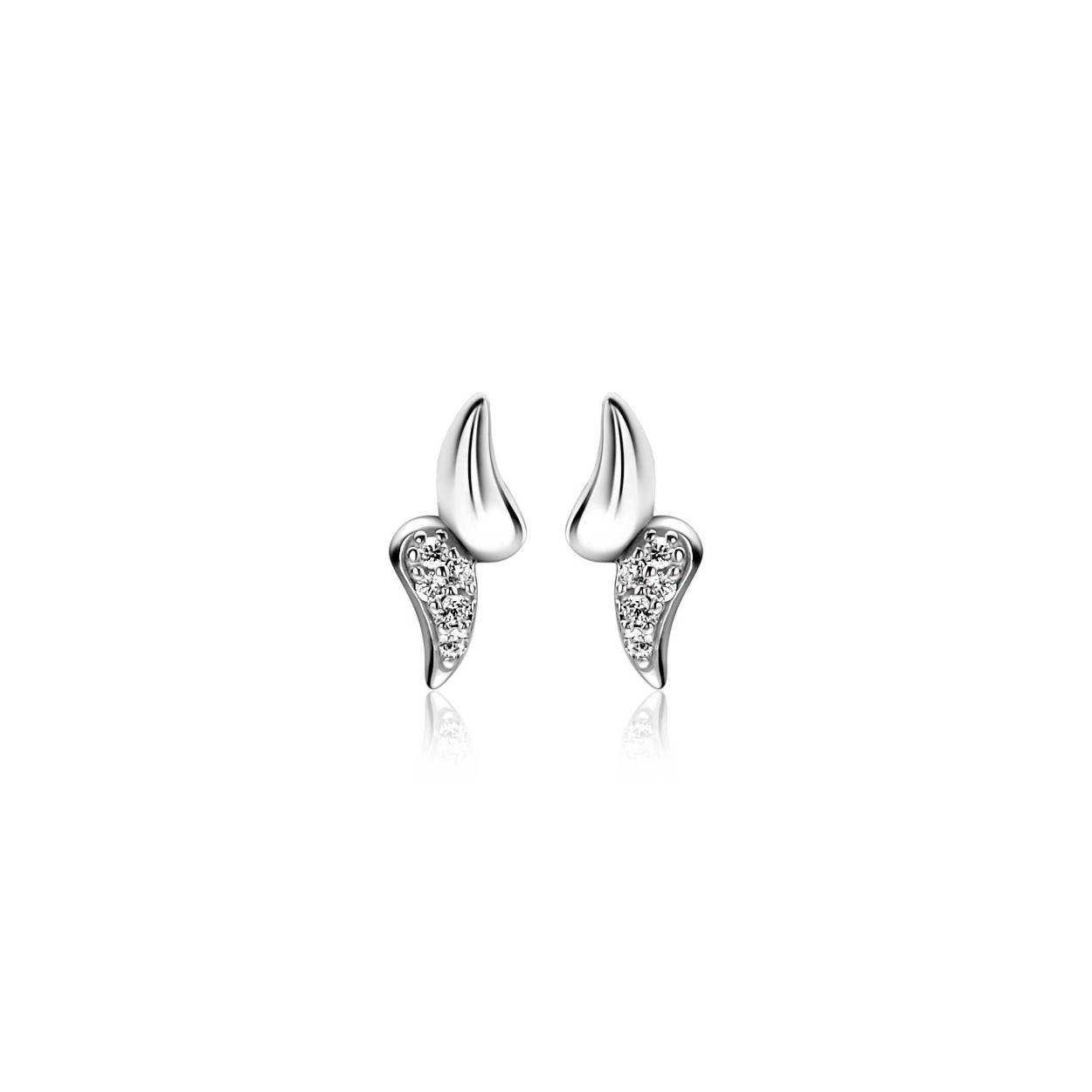 ZINZI zilveren oorstekers (12mm) met twee druppelvormen. De ene druppel hangt ondersteboven en is bezet met witte zirkonia's en de andere druppel is glad afgewerkt. Maak je look compleet met de bijpassende ketting en ring. Vervaardigd van eerste gehalte zilver (925) en voorzien van een extra rodiumlaag voor een langdurige glans.