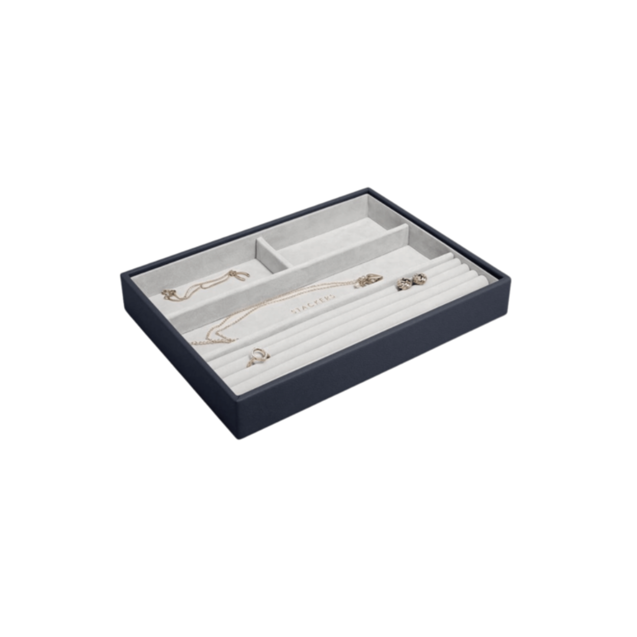Met deze stapelbare lades bergt u uw sieraden gemakkelijk op en ziet u in een oogopslag wat u zoekt. TIP: gebruik een TOP box hier bovenop om alles netjes stofvrij te houden