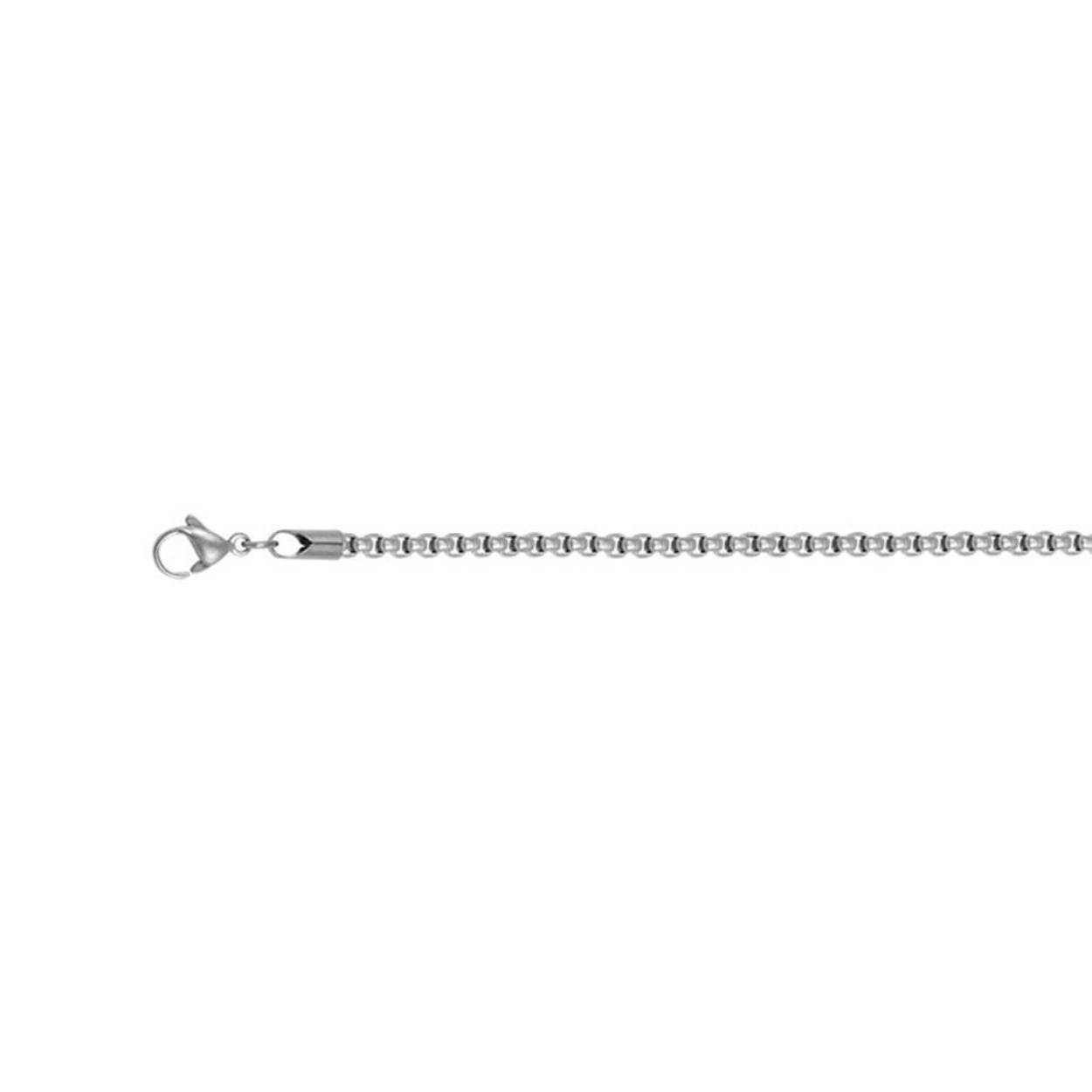 De iXXXi MEN ketting 60cm is gemaakt van stainless steel. Het design van de ketting bestaat uit een fijne ronde schakel die om en om haaks aan elkaar bevestigd zijn. De iXXXi MEN ketting is voorzien van een fijne sluiting en heeft een lengte van 60 centimeter. Mix en match met een van de iXXXi MEN pendants en maak zo jouw look compleet. Met welke andere items uit de iXXXi MEN collectie combineer jij deze zilveren ketting? De iXXXi MEN ketting is ook verkrijgbaar in de kleuren mat goud en matzwart.