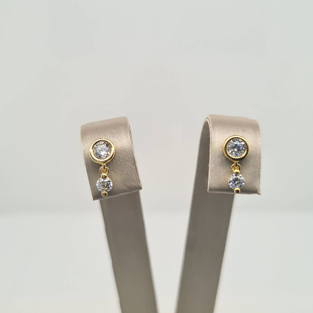 Ontdek de verfijnde sieraden van Mart Visser – puur design met karakter.