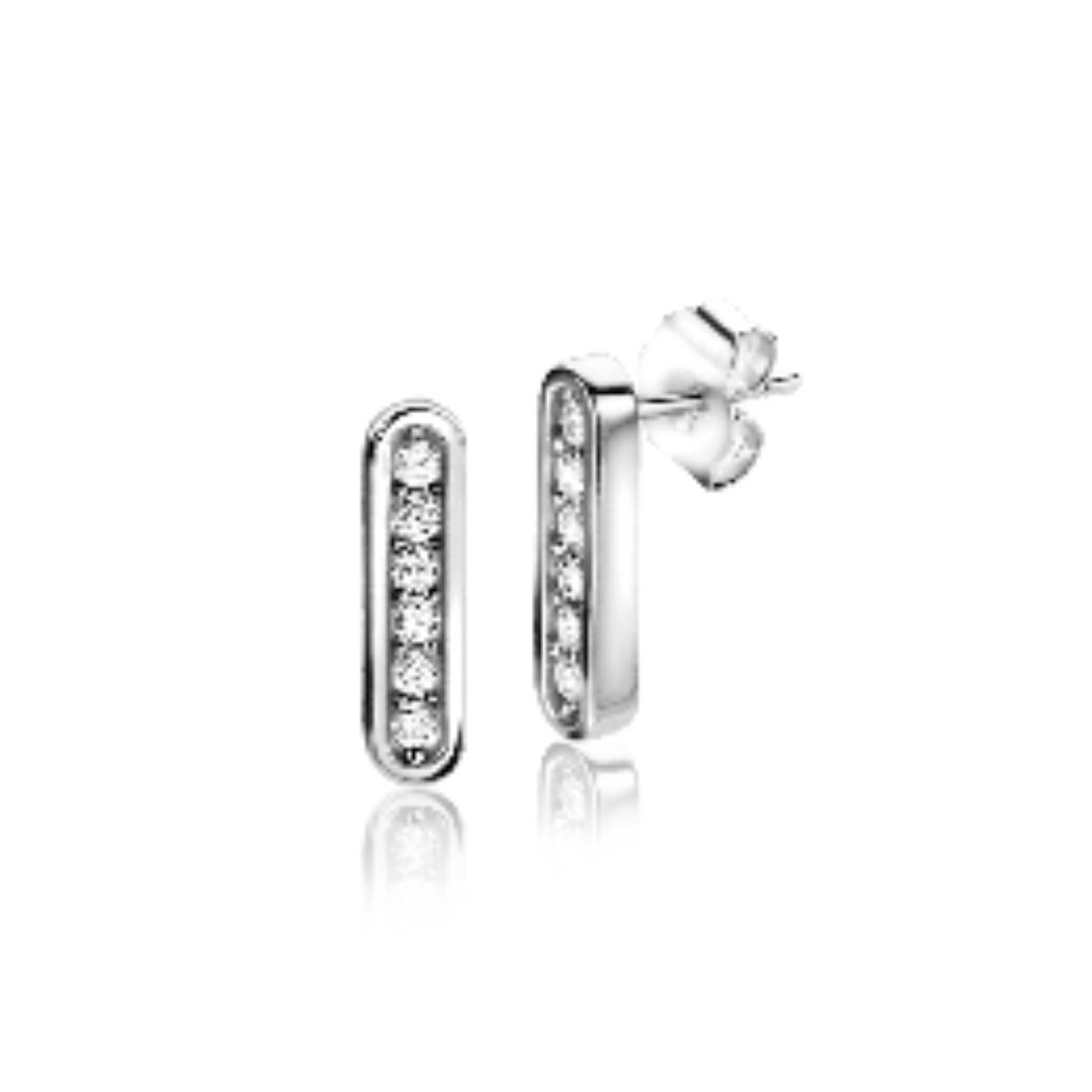 ZINZI zilveren staaf oorstekers van 12mm, waarbij een trendy ovale vorm bezet is met zes witte zirconia's. Vervaardigd van eerste gehalte zilver (925) en voorzien van een extra rodiumlaag voor langdurige glans.