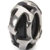 Dit is een kraal van Trollbeads met de naam: T Stopper. Deze kraal is gemaakt van sterling zilver.