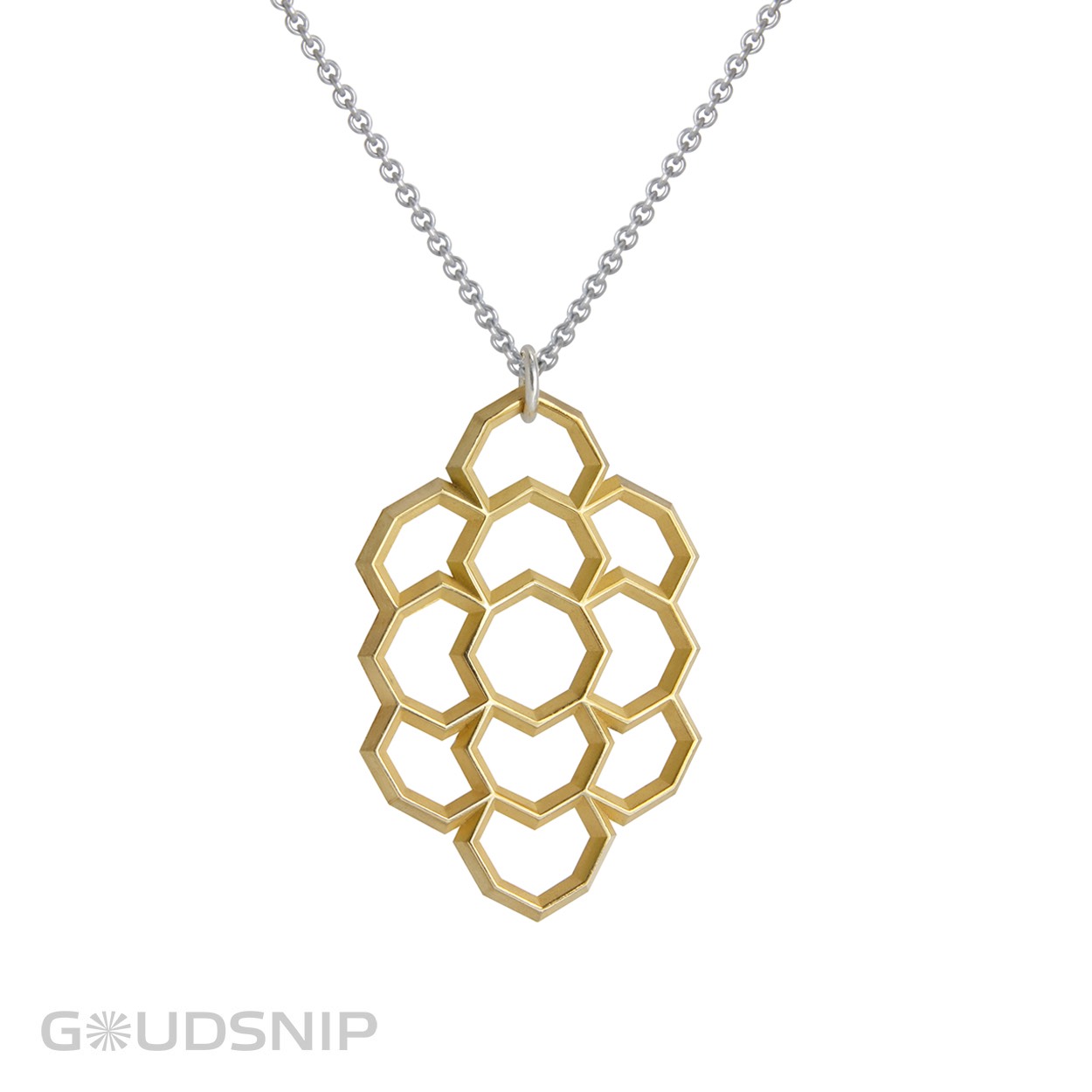 Hanger is exclusief collier