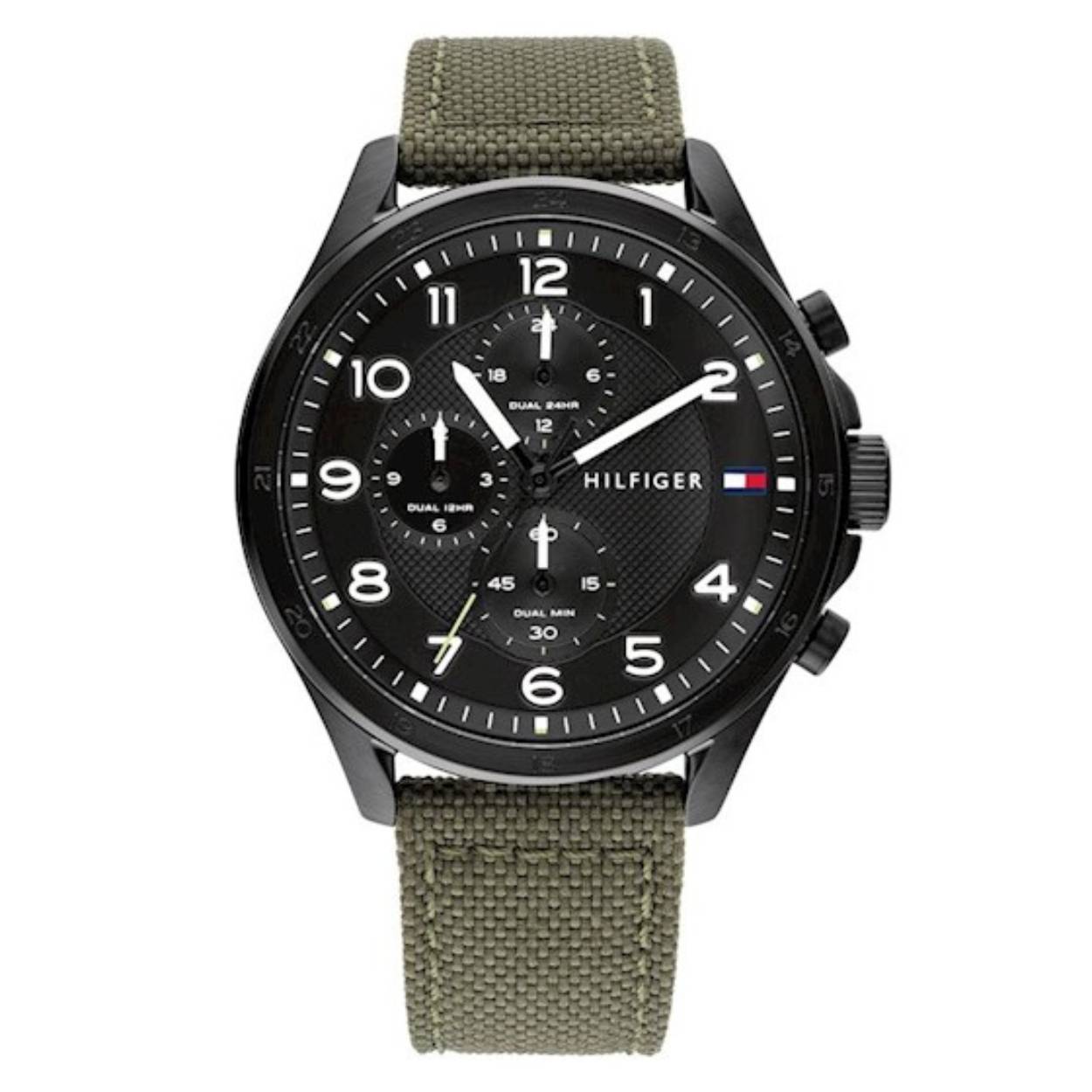 Prachtige heren horloge van Tommy Hilfiger met een cijfer aanduiding als index en een stoere military band (leer). Dual time functie 