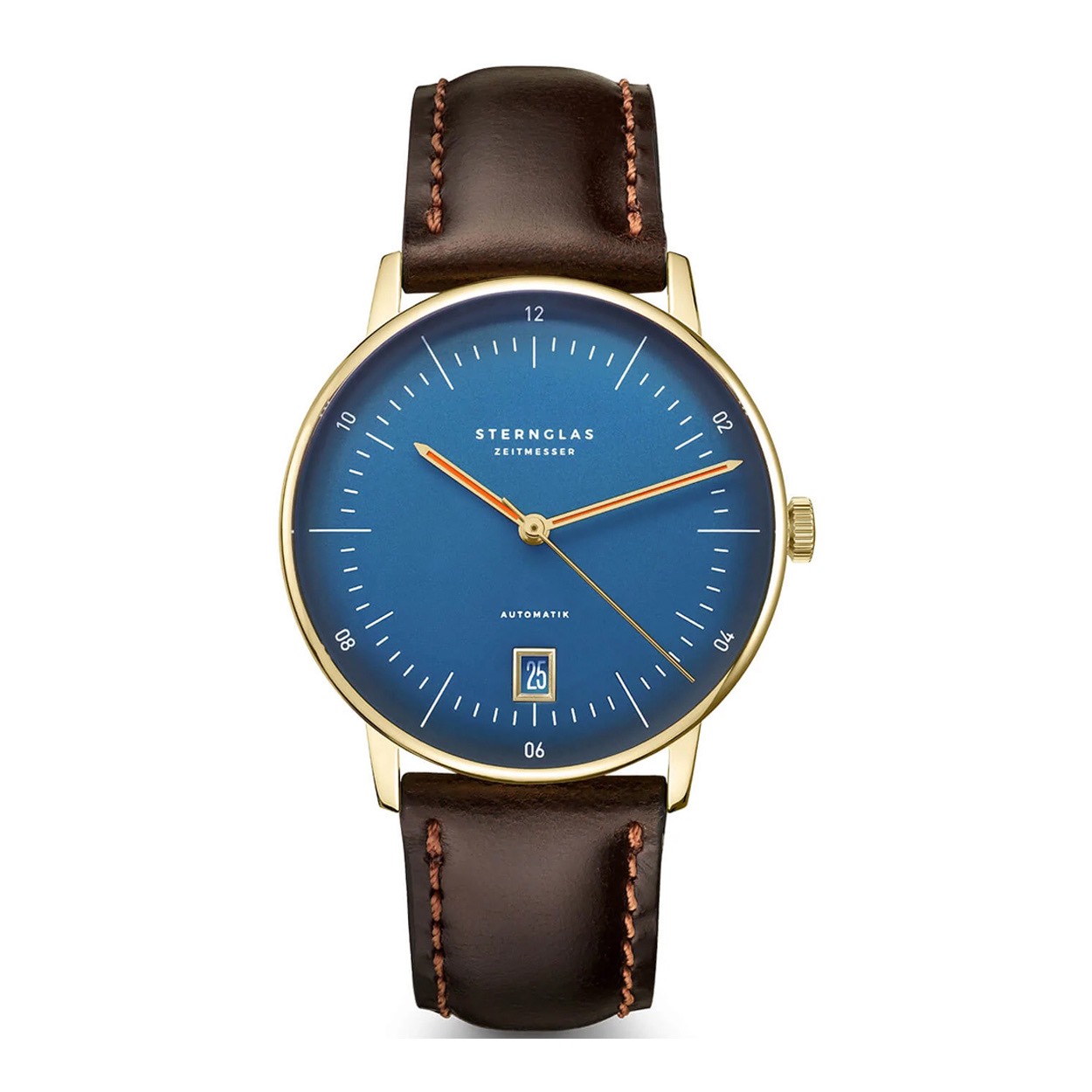 Limited edition! Sternglas Automatic nmr 384/500 S02NAC07BR01

- Behuizing gemaakt van staal, in de kleur goud 
- Horlogeband gemaakt van leer, in de kleur bruin, met gesp 
- Automatisch uurwerk 
- Datum weergave 
- Voorzien van saffierglas, zeer hard en vrijwel krasvrij 
- 5 ATM waterdicht, geschikt om mee te douchen. 
- Breedte van de behuizing is 38 mm 
- Dikte van de behuizing is 9 mm 