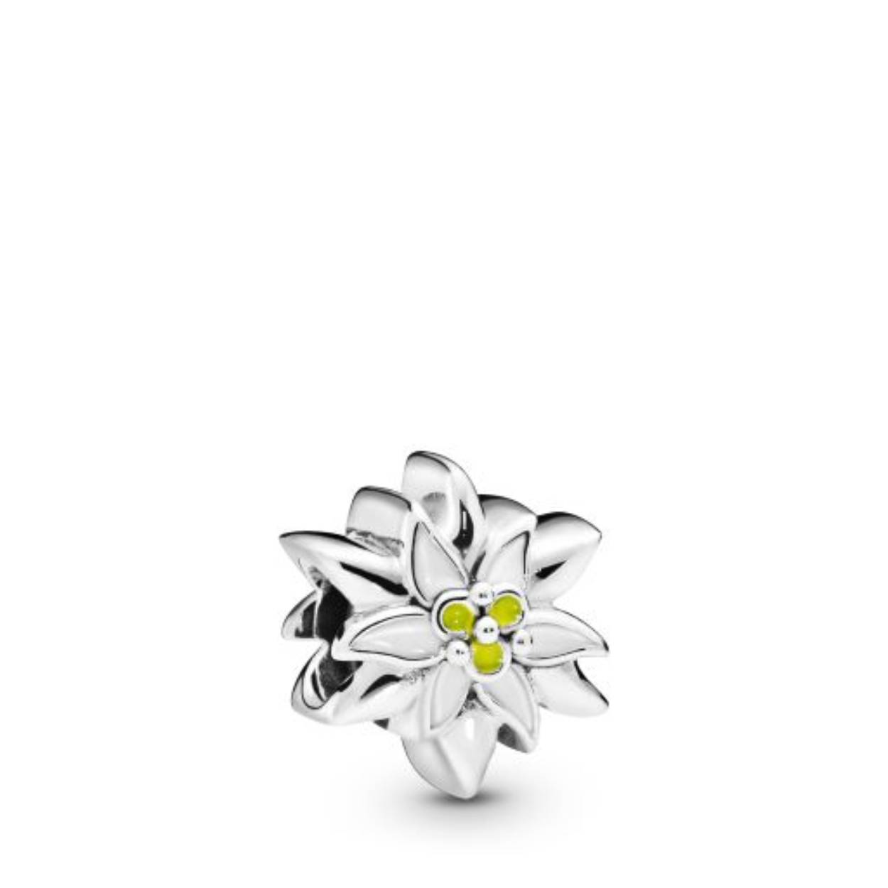 Ervaar het magische gevoel van de majestueuze Alpen met onze Pandora Moments bedel Edelweiss. De edelweiss is een bekend, geliefd symbool voor de bergachtige regio's in Duitsland, Zwitserland en Oostenrijk. Deze handgemaakte sterlingzilveren bedel is afgewerkt met wit en geel emaille. Dit sieraad vormt het ideale cadeau voor liefhebbers van bloemen, maar is ook de perfecte reisbedel voor iedereen die dol is op dit gebied en die liefde overal wil uitdragen.