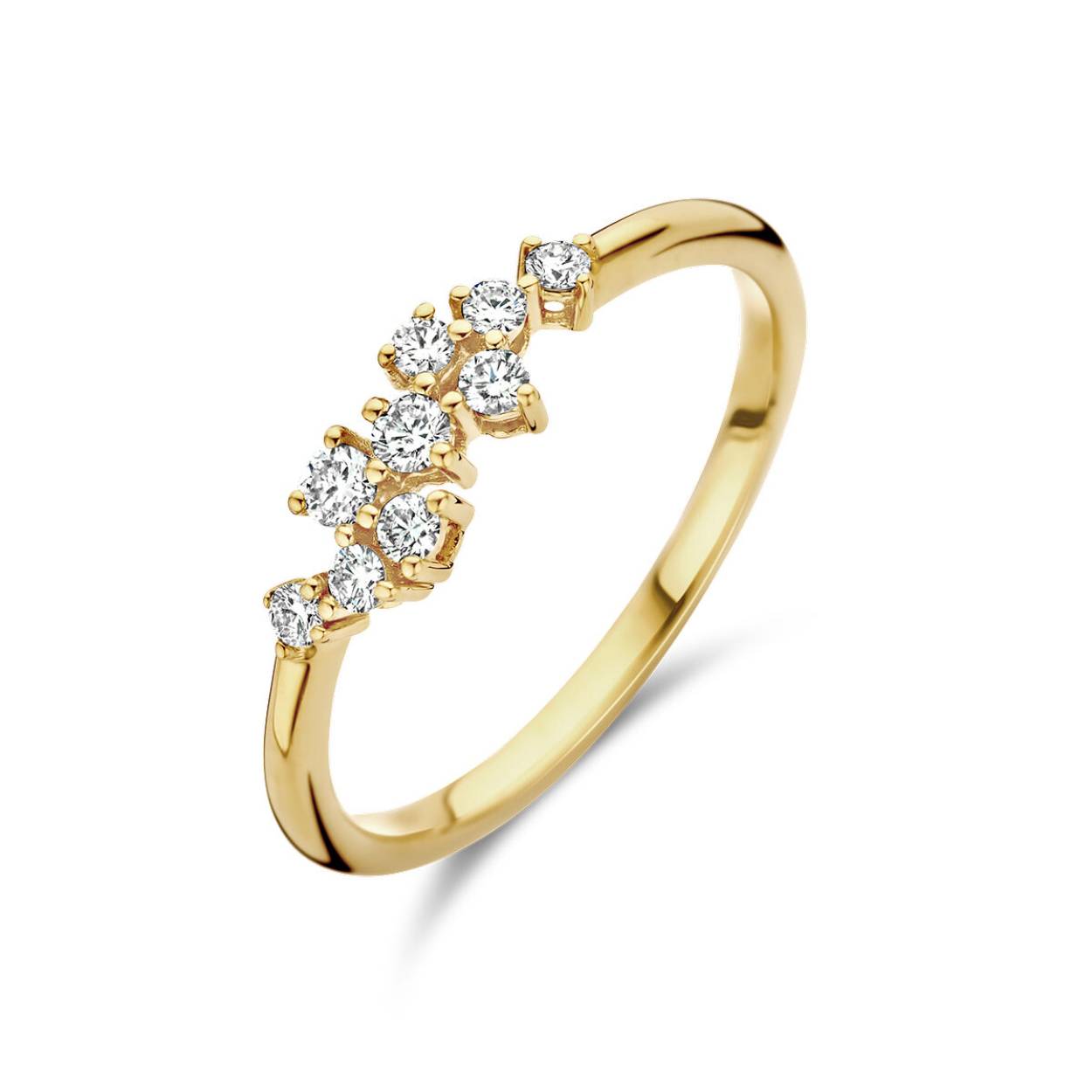 14k Geelgouden ring uitgevoerd met schitterende diamant. De ring heeft een breedte van 4.5mm. Het diamantgewicht is 0.21ct.