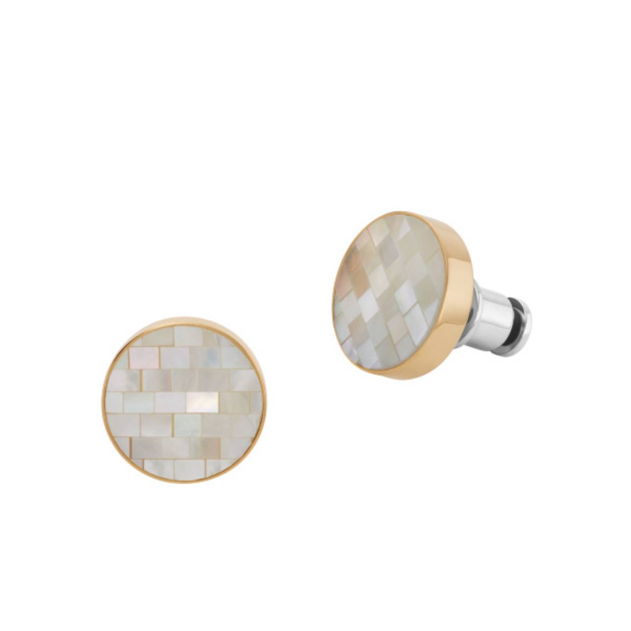 Deze oorknopjes zijn gemaakt van goudkleurig roestvrij staal, geaccentueerd met parelmoer en hebben sluitingen achter de oren.
B: 13�mm