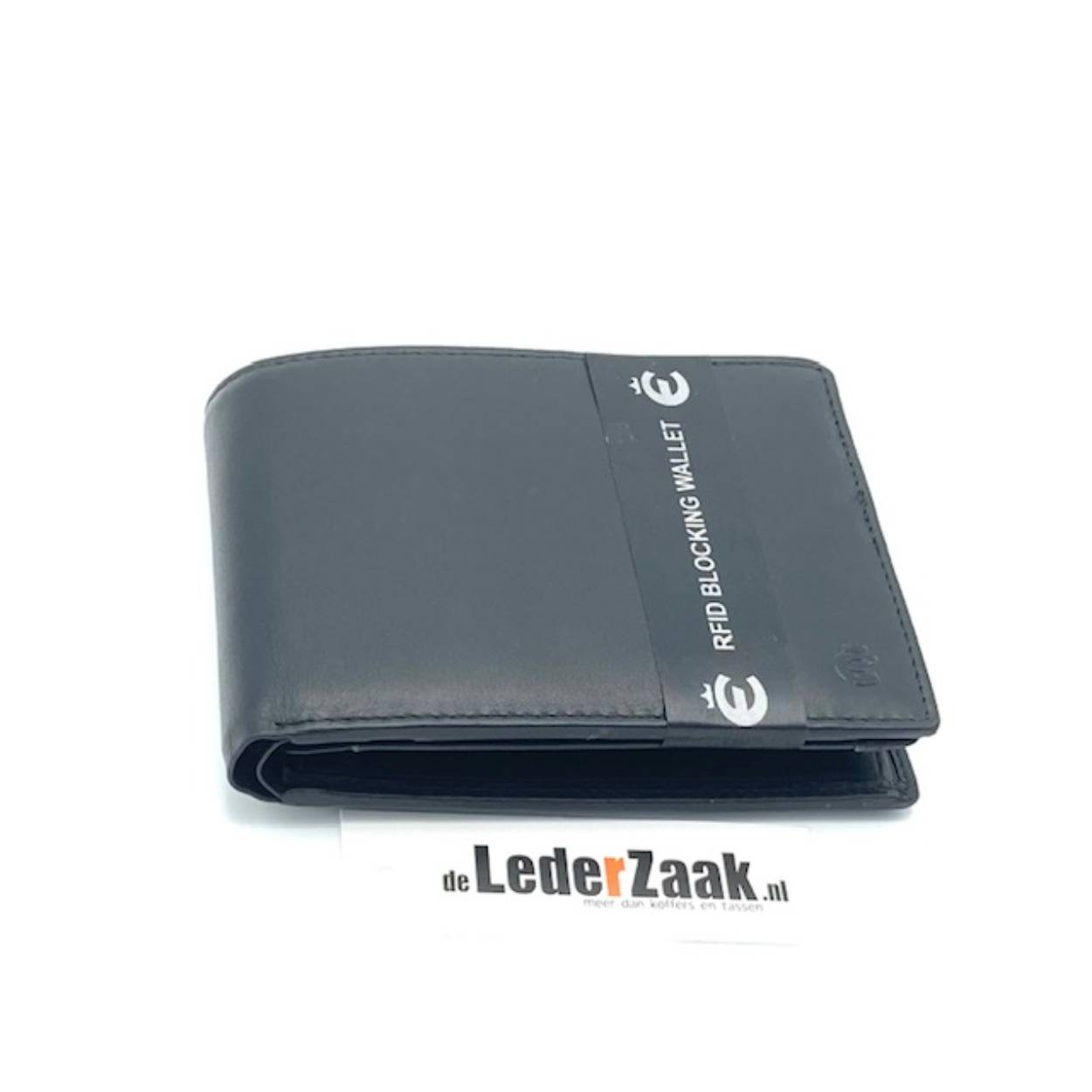 Billfold geschikt voor 12 kaartjes. Geheimvak en uitgerust met het kaart systeem.

Afmetingen:
Hoogte 10cm x breed 12.5cm x diep 1.5cm