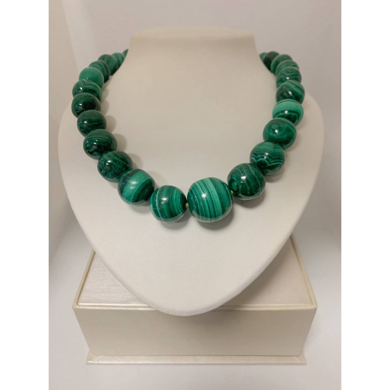 VINTAGE collier met malachiet kralen - zilveren baksluiting 