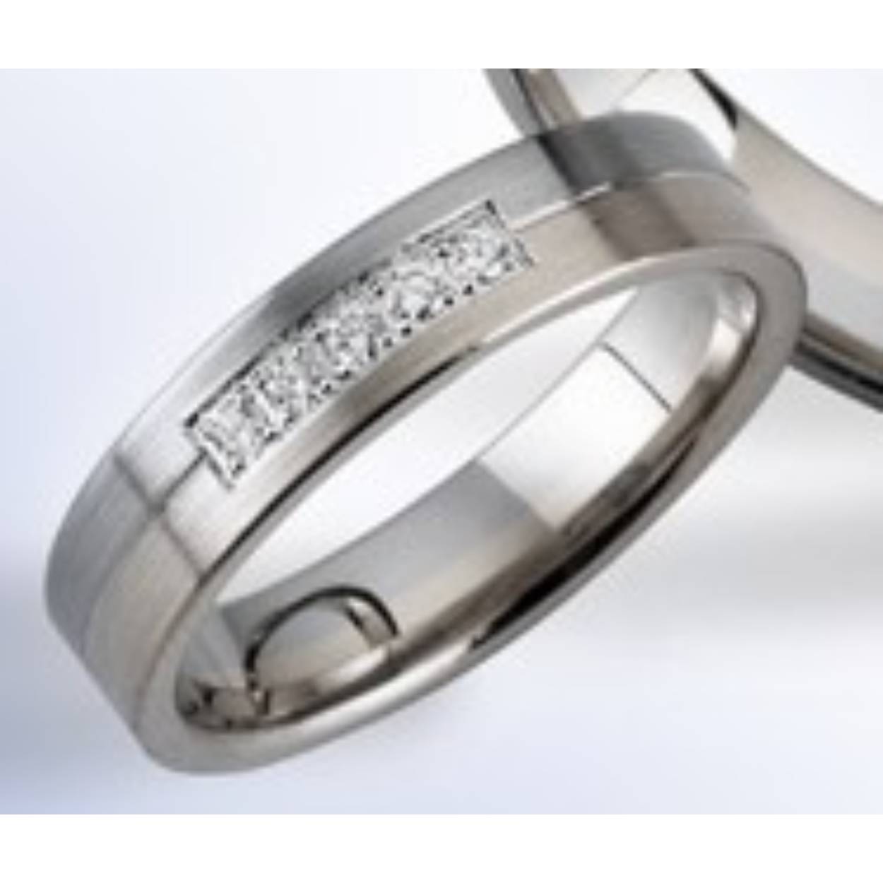 AuroDesign Ring 18krt. Witgoud en Palladium en 0.08ct diamant.
Referentienummer: 7666-PD/45