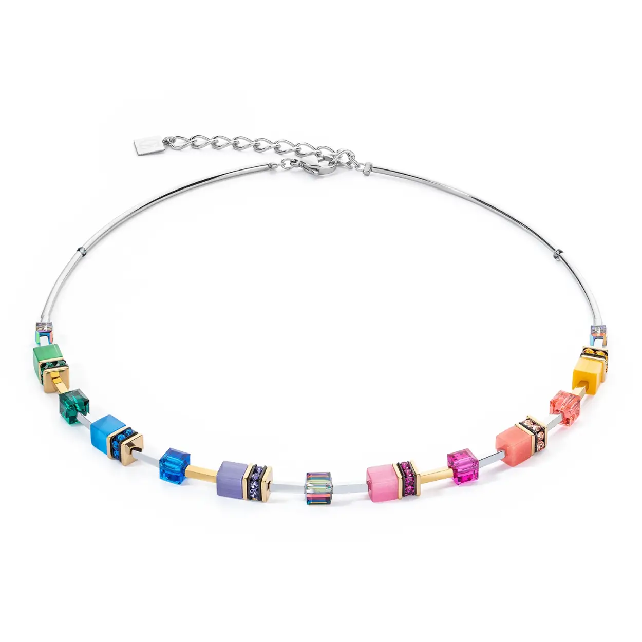 Dit is een collier van het merk Coeur de Lion gemaakt voor dames.
42-47cm