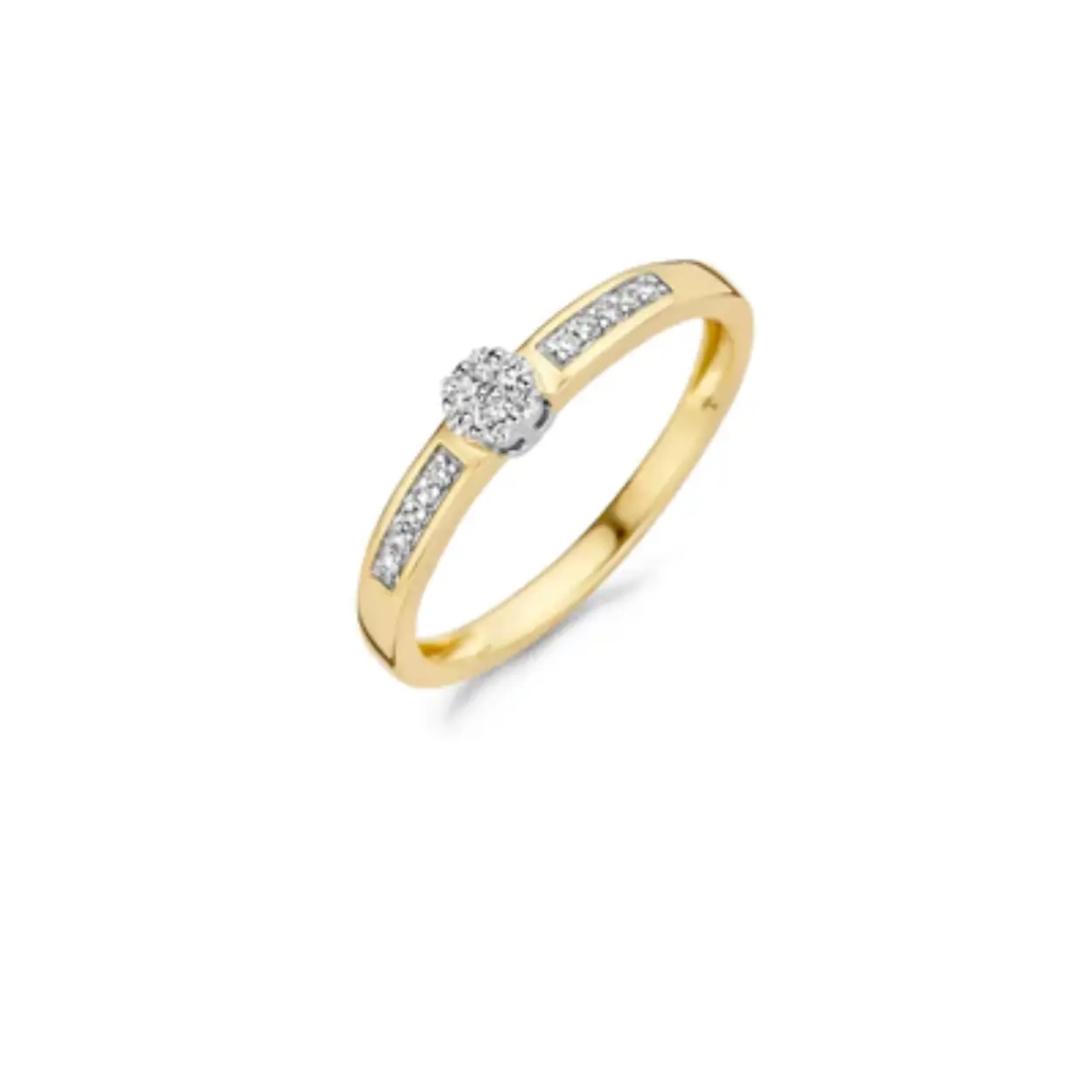 Briljant geslepen diamanten sieren deze ring van 14k witgoud. De grote diamant heeft een karaatgewicht 0,12, de kleine diamanten zijn gezet in de band van de ring die een doorsnee heeft van 2,4 mm. Prachtig op zichzelf of samen met andere ringen uit onze collectie. 