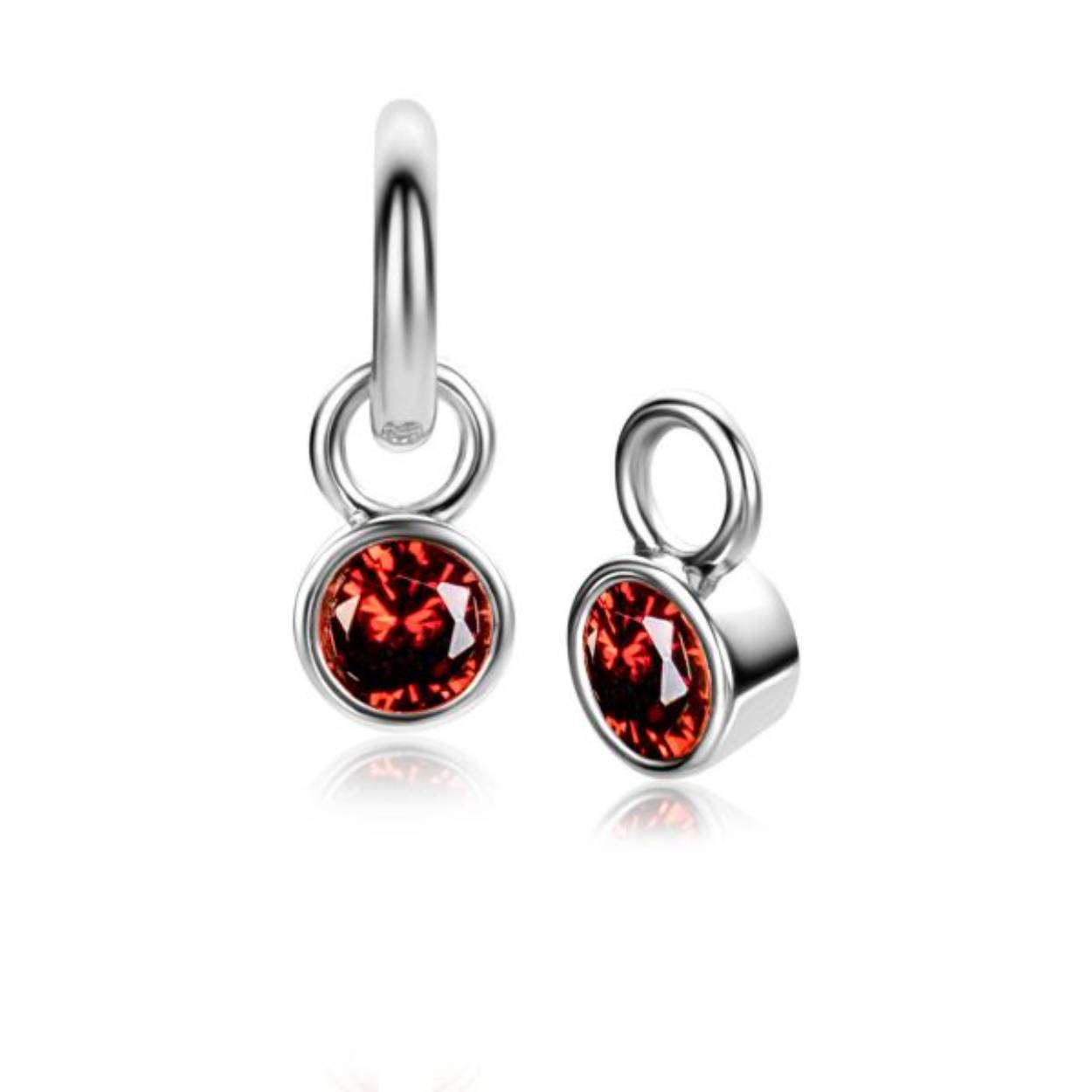 BIRTHSTONE zilveren oorbedels JANUARI, staan symbool voor iemand die in de maand januari is geboren. In januari is de geboortesteen 'rood granaat zirconia'. Iedere geboortesteen heeft haar eigen betekenis. Hang ze sierlijk aan je zilveren Zinzi oorringen. De oorringen zijn niet bij de prijs inbegrepen. Vervaardigd van eerste gehalte zilver (925) en voorzien van een extra rodiumlaag voor een langdurige glans.