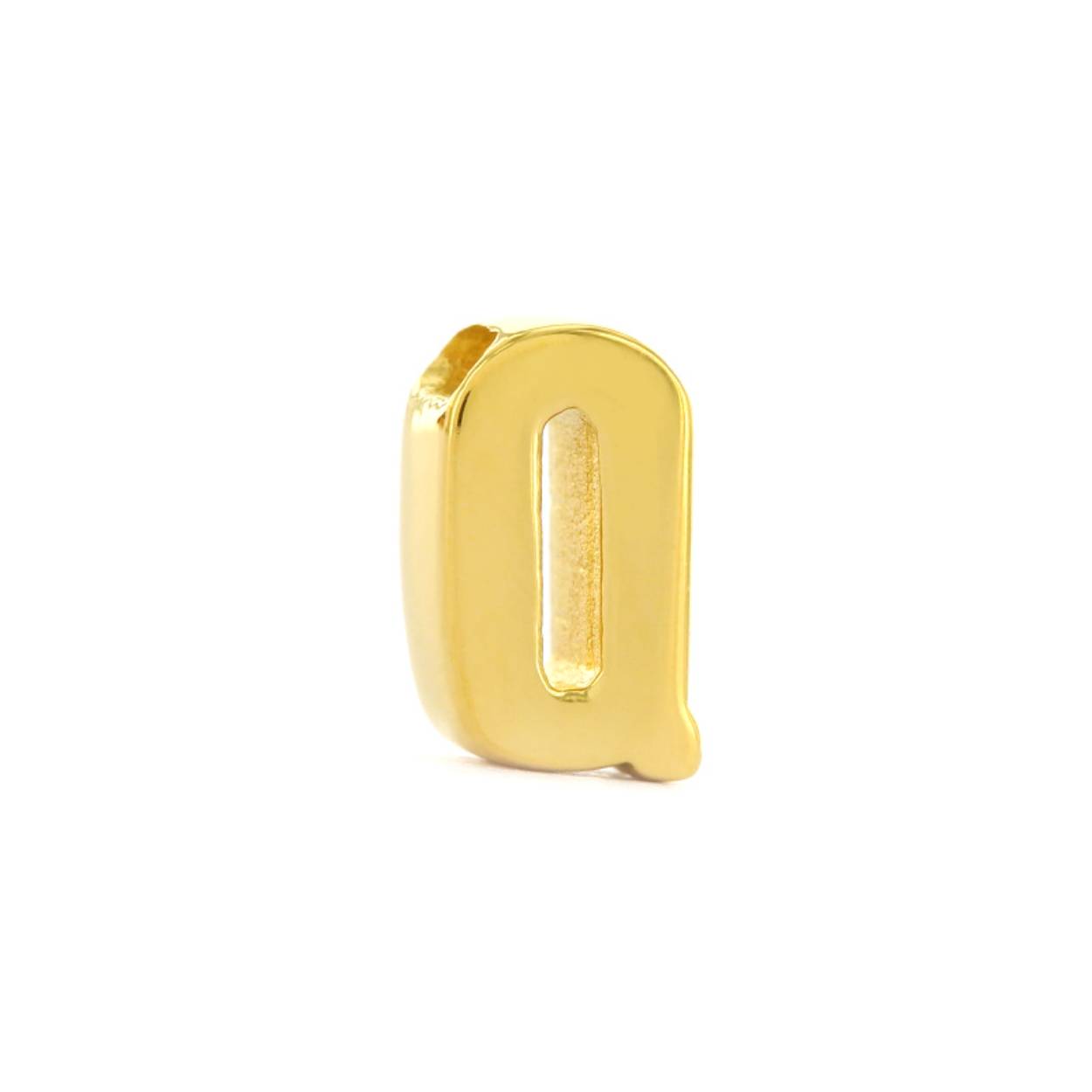 Voor deze hanger heb je een Imotionals ketting nodig. Imotionals kettingen hebben een klein oogje dat door de hanger past.

De collectie hangers en bedels van Imotionals bestaan uit initialen en symbolen. Kies je collier en bedel(s) naar keuze en creëer zo je gepersonaliseerde Necklace.  Je schuif de bedel aan het collier, de lengte kun je zelf bepalen, en hoe leuk is is om 2 of 3 lengtes samen te dragen. Creëer your own Necklace Party.

Imotionals is een zilveren sieradenlijn bestaande uit dunne colliers en hangertjes, het laatste in de vorm van initialen en symbolen. waarmee je door middel van colliers, initialen en symbolen expressie geeft aan jou gevoelens of gedachten.

Een letter sieraad zorgt ervoor dat je jouw look een persoonlijke touch kan geven. Kies voor je eigen letter of de letter van je beste vriendin, vriend, moeder of iemand anders die je dierbaar is. Je kunt er zelfs een hele naam aan hangen, met bijvoorbeeld een hartje of sterretje symbool voor extra betekenis. Ook mega leuk om te geven als cadeautje. Get it before it's gone!