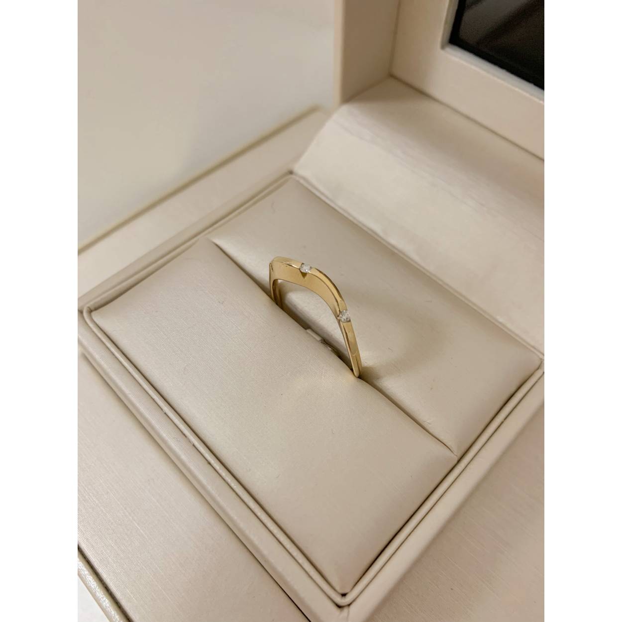 VINTAGE geelgouden boogjes ring met diamant
