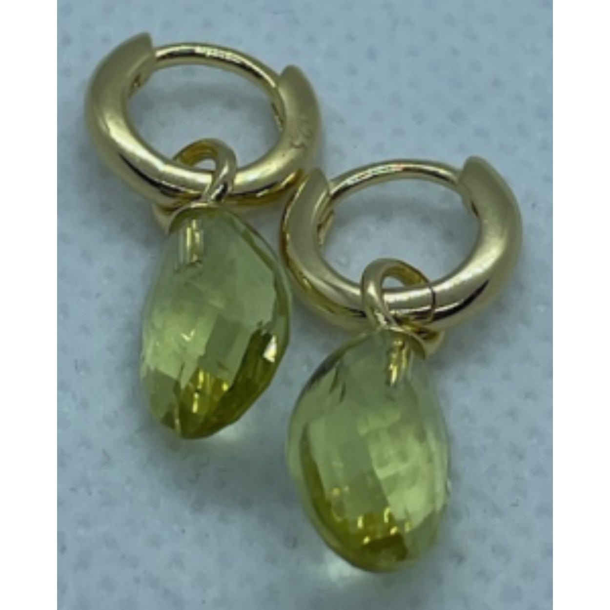 mini oorring peridot