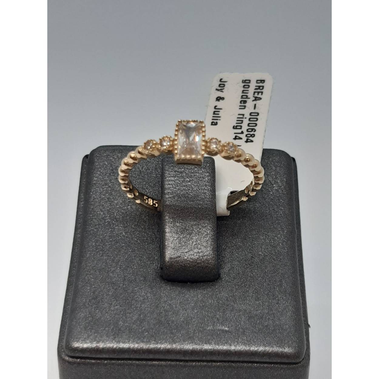 gouden ring 14k 
met stenen 