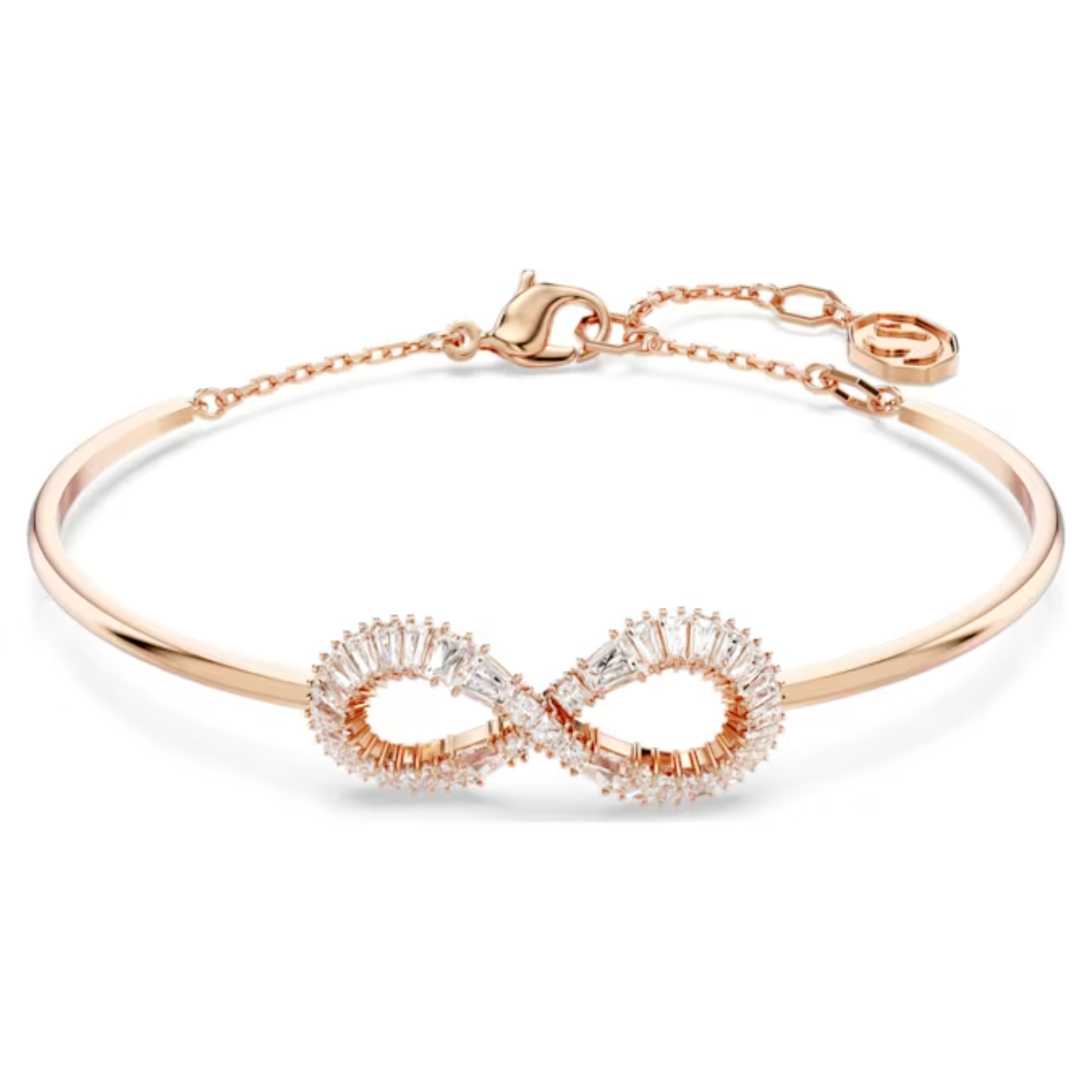 Deze Hyperbola-armband straal delicate schoonheid en symboliek uit en kan steeds opnieuw worden gedragen. Het ontwerp met roségoudkleurige toplaag bestaat uit een harde band met een oneindigheidssymbool, dat is voorzien van heldere Swarovski Zirkonia. Een tijdloos sieraad dat u moeiteloos overdag en ‘s avonds kunt dragen.

Artikelnr.: 5679443
Collectie:  Hyperbola
Lengte: 16.5 cm
Binnenste diameters: 5.9 x 4.1 cm
Formaat motief: 1.1 x 2.4 cm