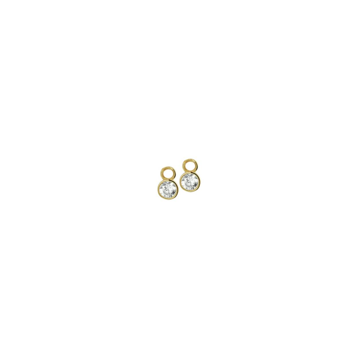 Geelgouden oorringhangers uitgevoerd met een zirkonia van 3.5mm. De oorringhangers hebben een afmeting van 5.5mm.