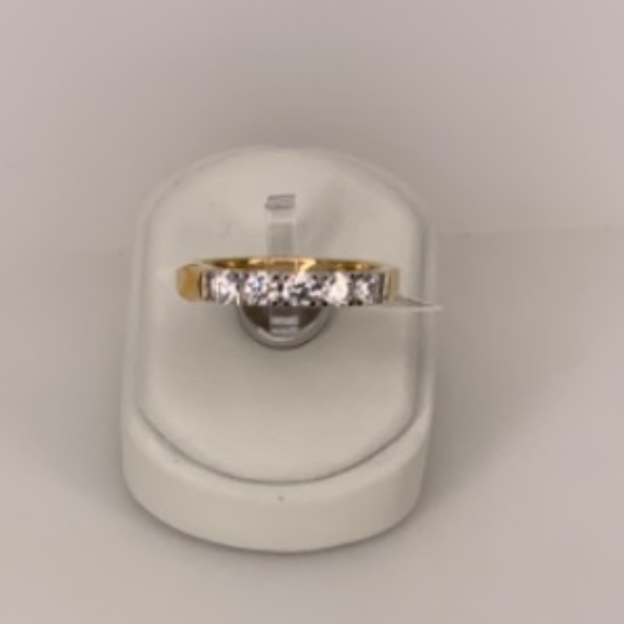 Gouden ring memoire met briljant 5x0.0crt