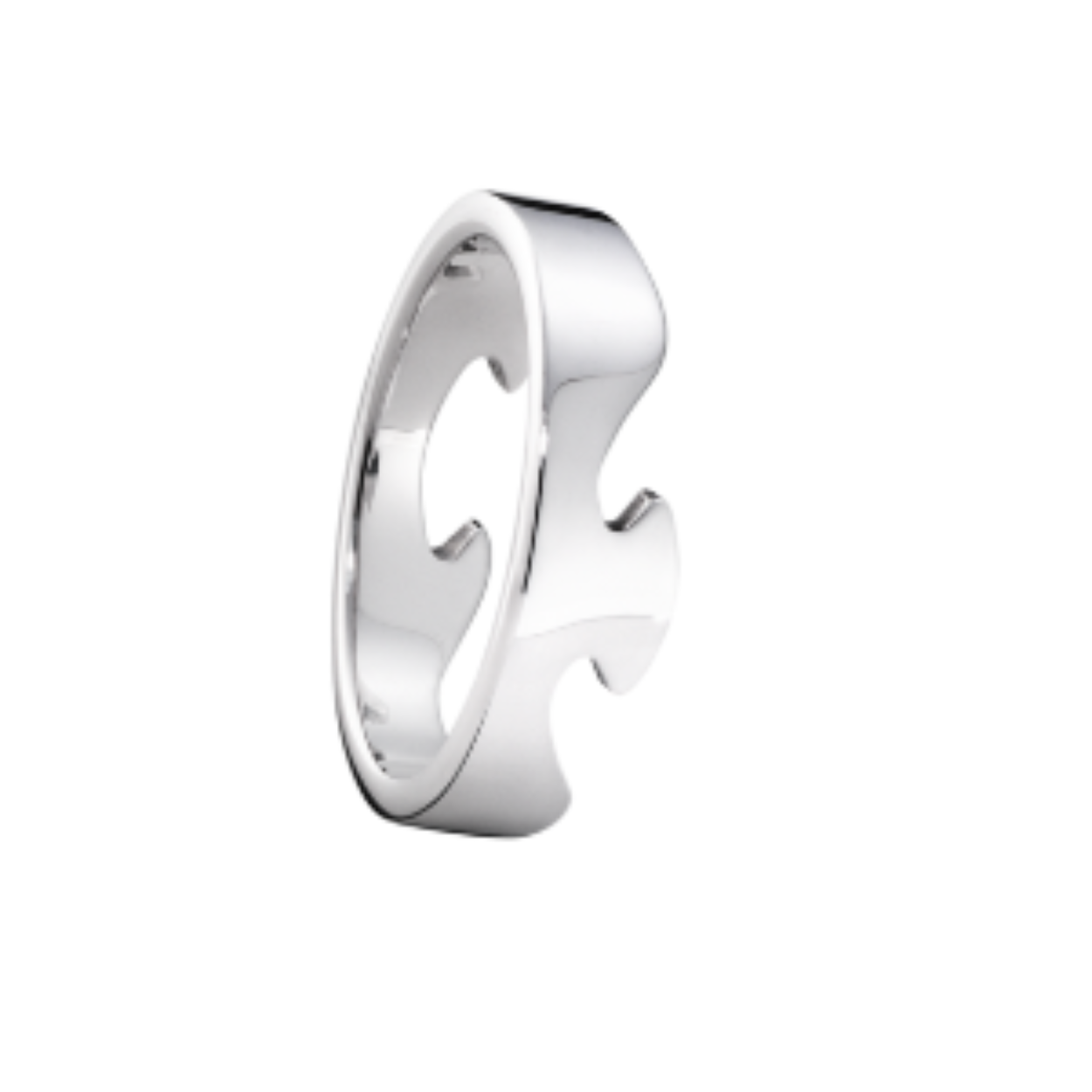 The Fusion end ring is beautifully crafted from 18 karat white gold.