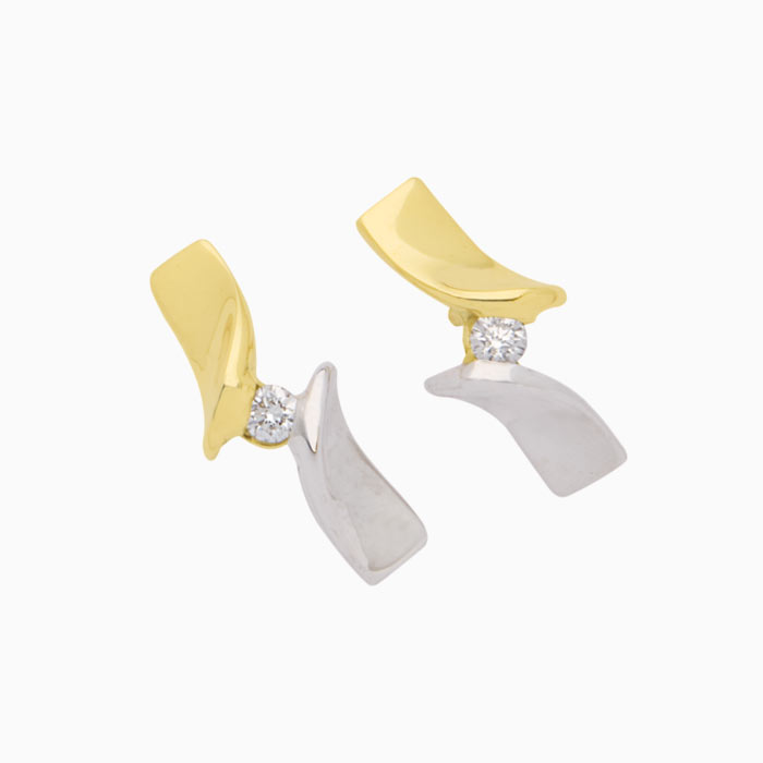 Eclat 14krt geel/witgouden oorstekers met diamant