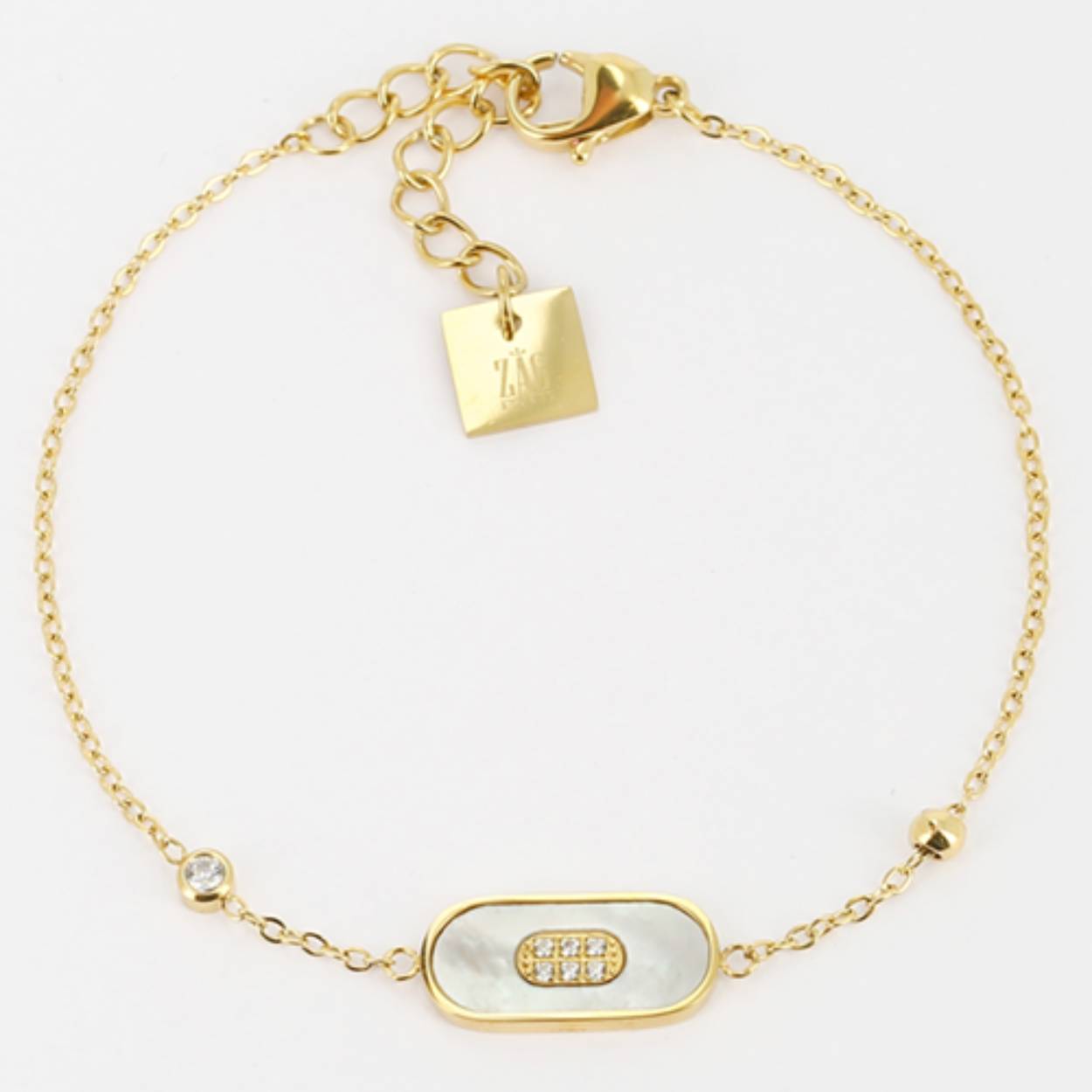 De Platings van ZAG Bijoux zijn van de allerbeste kwaliteit. De armbandjes van ZAG zijn echte eyecatchers en passen altijd omdat ze verstelbaar zijn/. De Maat is van 16.5cm tot 19cm instelbaar