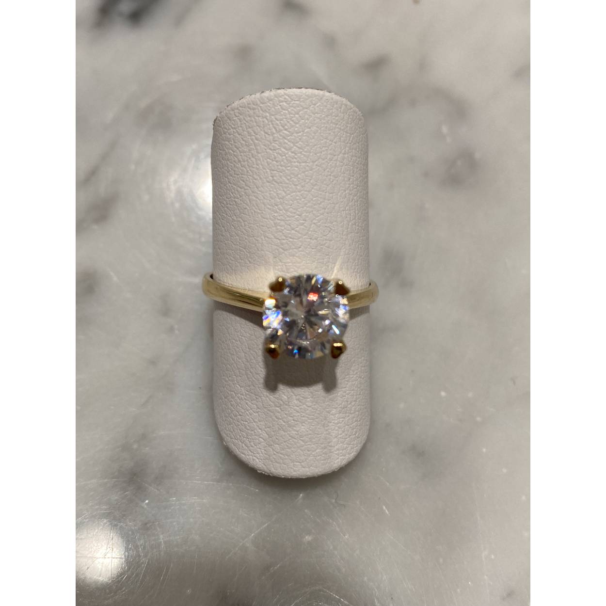 14 Karaat geel gouden solitair ring zirkonia in chaton zetting 