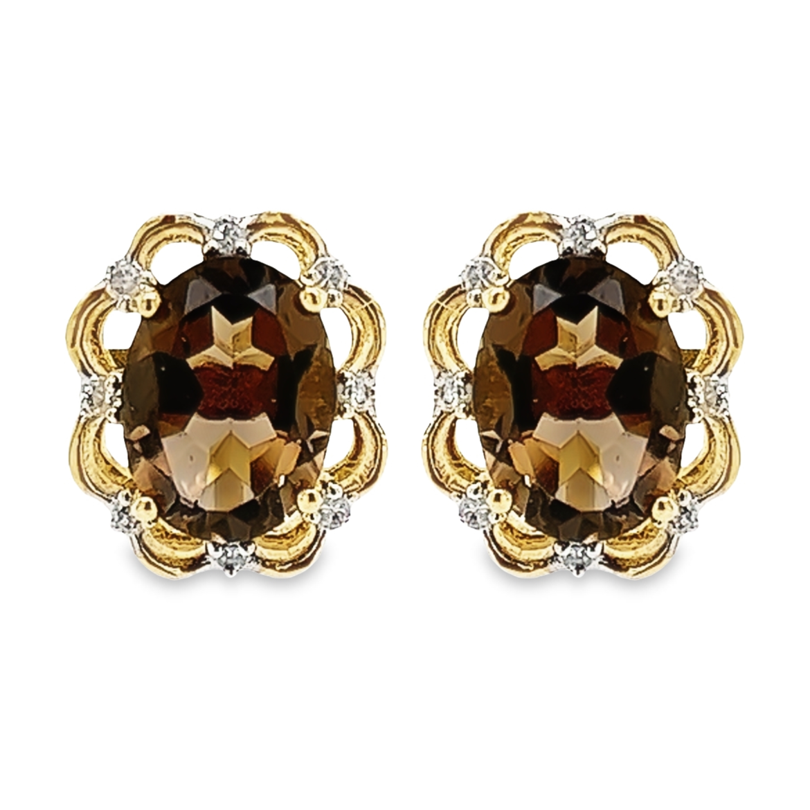 Geelgouden oorstekers met Smoky Quartz en Diamant