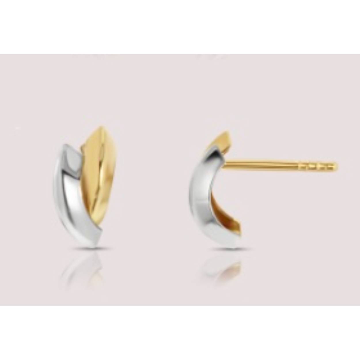 Huiscollectie 14krt bi-color gouden oorknoppen 15983-BI
Kleur van de fantasie oorknoppen is geel-wit.