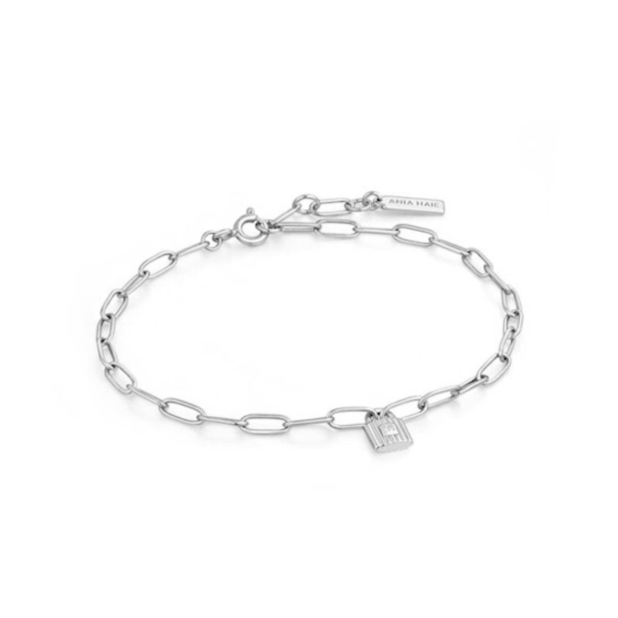Zilveren dames armband
Armband bestaat uit schakels met in het midden een slotje