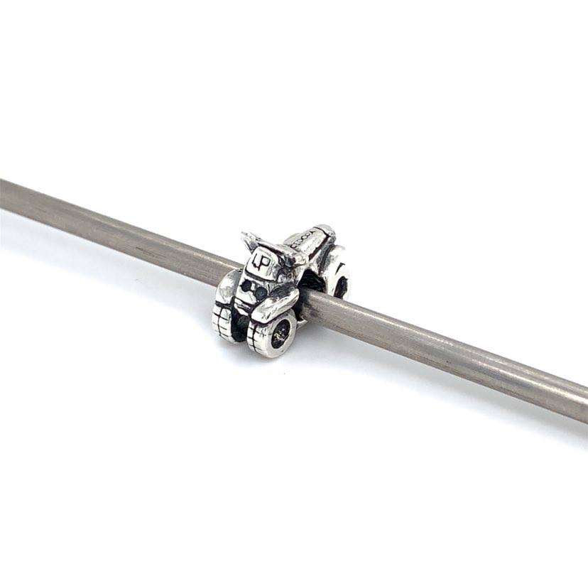 Tedora zilveren bedel qaud