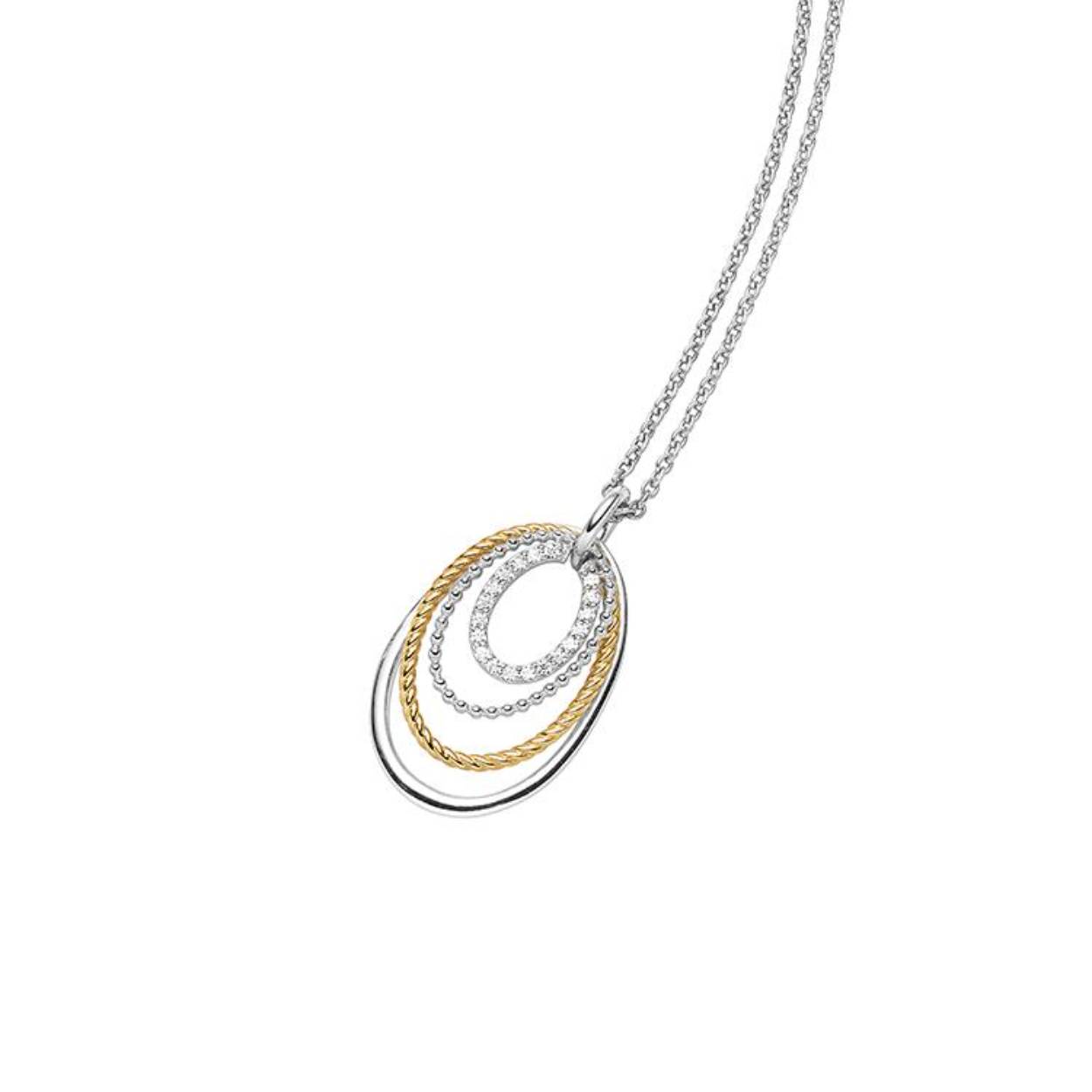 Deze collier heeft verschillende ringen, zowel met zirkonia als gold plated. Prachtig om te combineren met goud en zilver.