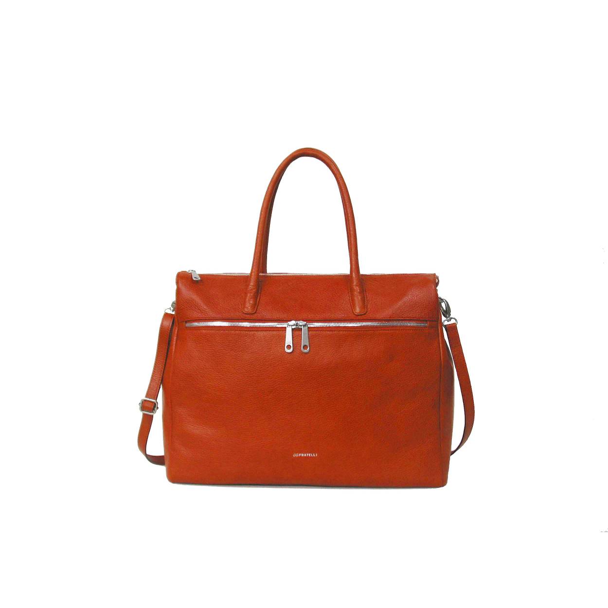 Prachtige elegante business tas ROM8007 van GiGi Fratelli. Deze tas is een maatje groter dan haar zusje de ROM8006.Voor de hedendaagse vrouw. Zeer elegant. De tas is gemaakt van zacht en soepel leer en is afgewerkt met zilverkleurige details. Geschikt voor een 15,6 inch laptop + iPad vak, voldoende ruimte voor overige zakelijke items. De tas heeft twee stevige handvatten zodat de tas ruim op de schouder te dragen is. De tas heeft als extra een lange verstelbare schouderband. -Twee handvatten -Voorvak met ritssluiting -Hoofdvak met ritssluiting -Rits tussenschot -sleutelkoord -3 creditcard vakjes -4 pennenlussen -2 insteek vakken - 15,6 inch laptop vak - iPad vak Achtervak met ritssluiting Verstelbare en afneembare schouderband 1 jaar garantie Lederzaak.nl is officieel dealer van Gigi Fratelli. U kunt voor de garantie bij ons terecht.