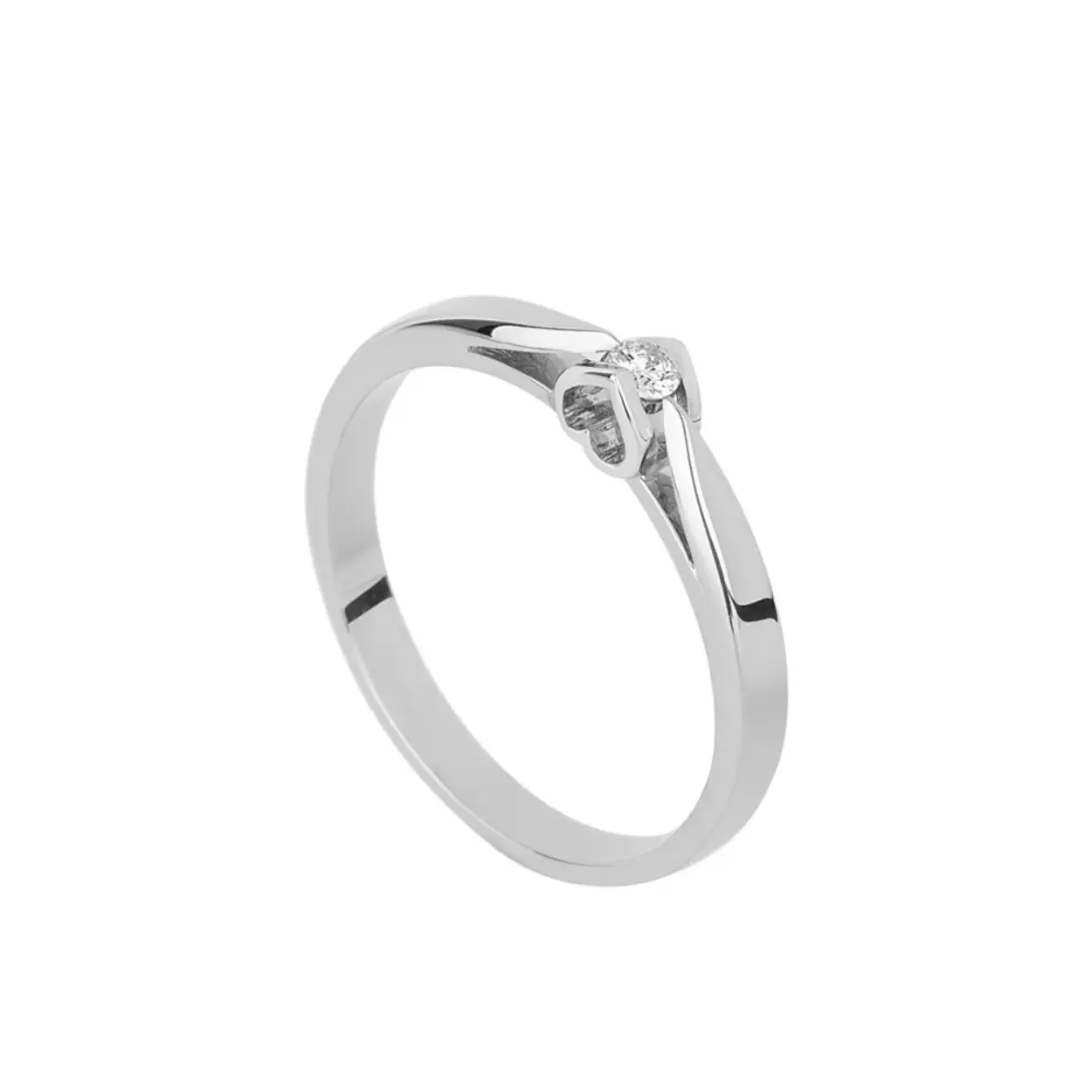 14k witgouden solitair ring met diamant, briljant geslepen. De ring heeft twee witgouden harten in de zetting verwerkt. De briljant is 0.05caraat en heeft WE/SI kwaliteit
