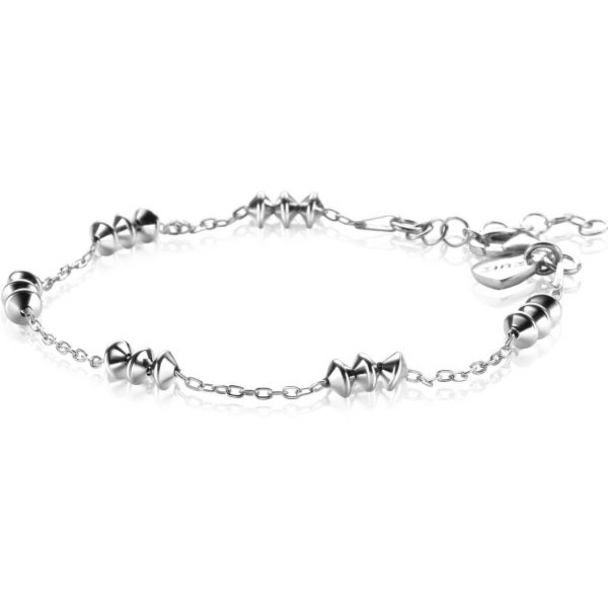ZINZI zilveren fantasie armband met subtiele ankerschakel en meerdere tol-vormige elementen, gelijkmatig verdeeld over de armband. Mooi te combineren met andere zilveren armbanden aan je pols! De lengte is te variëren tussen 16,5 en 19,5 cm. Met herkenbaar Zinzi hartje bij de sluiting. De armband is vervaardigd van eerste gehalte zilver (925) en voorzien van een extra rodium laag voor een langdurige glans.