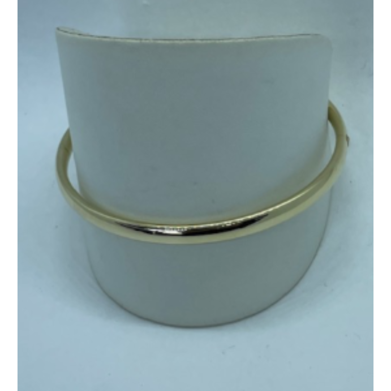 Plaatgoud op zilveren bangle 6mm, met verdekt slot