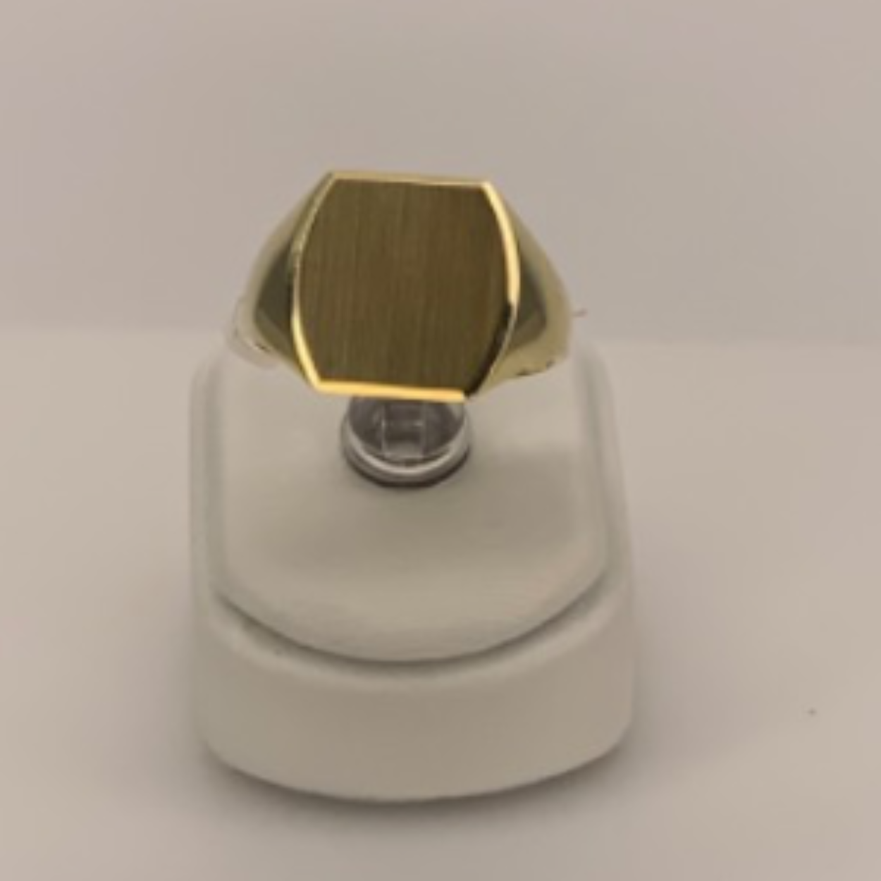 Gouden herenring 9.8 gram