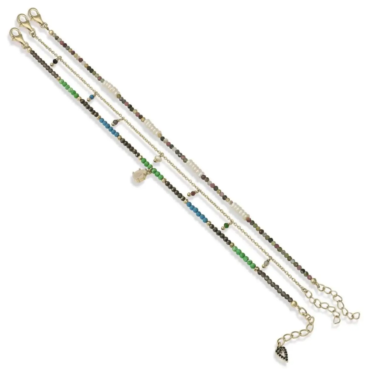 A design like no other. Fine silver bracelets triple design onyx, green aventurine, rose quartz and pearl. Ideal to combine with the matching necklace.