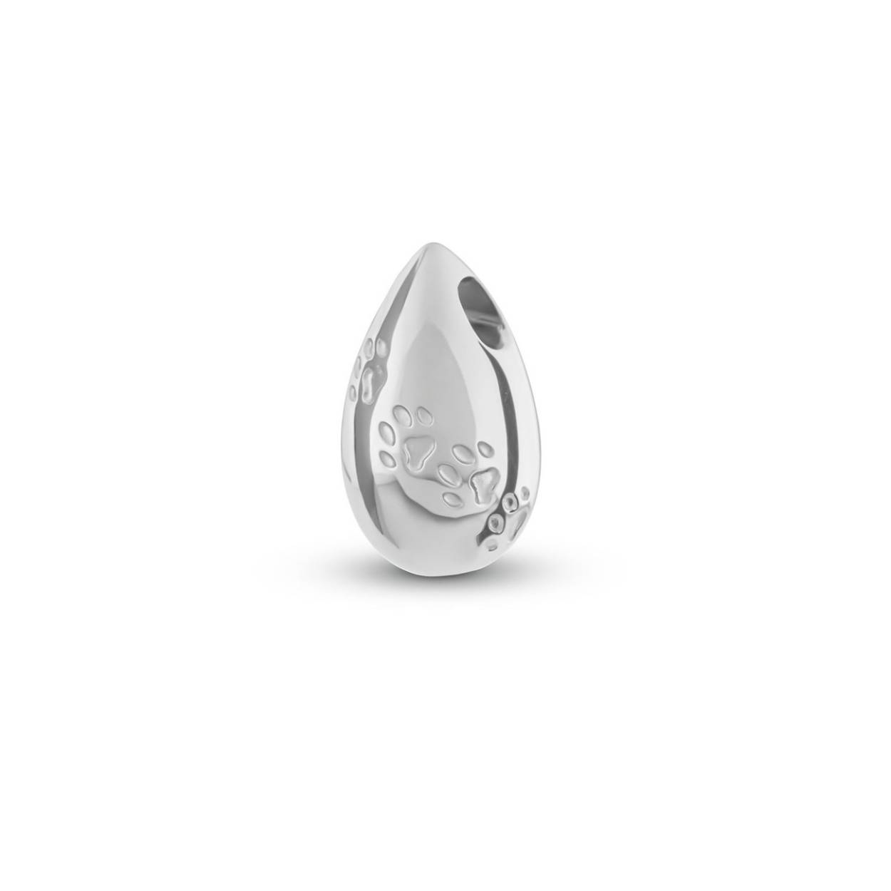 Kenmerkend voor de as-sieraden is ook de perfecte afwerking, waardoor deze niet direct herkenbaar zijn als as-houder. Tevens zit de hanger of het bedeltje niet vast aan het collier, maar loopt deze door het sieraad heen om een lange en veilige gebruiksduur te kunnen garanderen.
Hoogte 19 mm

Dit ashoudende sieraad is voorzien van een klein verzonken schroefje of sluitingsdopje en is heel gemakkelijk zelf te vullen.