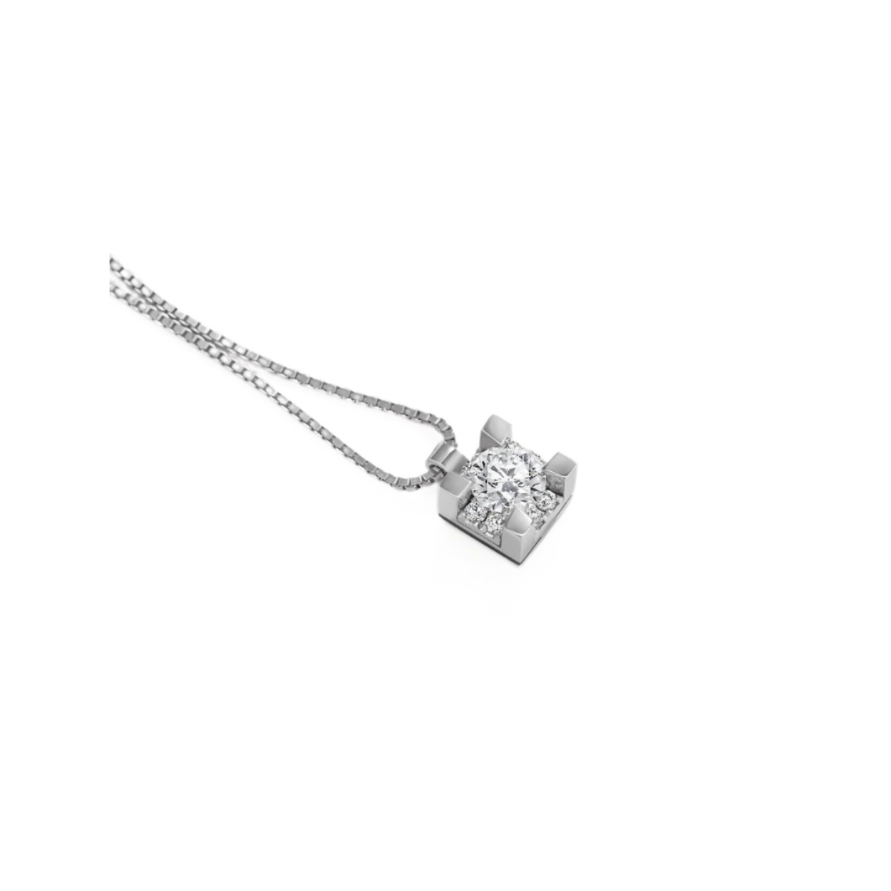 Witgouden ketting met hanger met diamant.