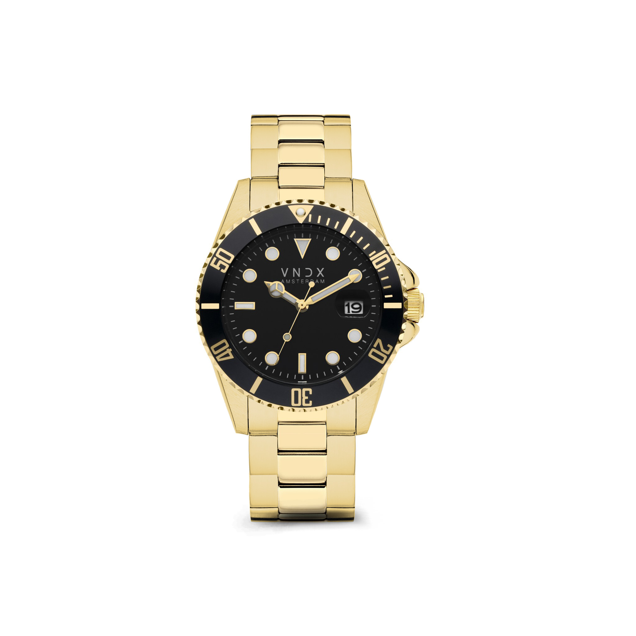 De Amsterdam Luxury, zijn klassieke luxueuze uitstraling verzorgt de klasse van je outfit. Zijn kast met een diameter van 42 mm, is de perfecte afmeting voor een gemiddelde mannenpols. Door de losse schakelband is het eenvoudig, het horloge perfect af te stellen op jouw pols.