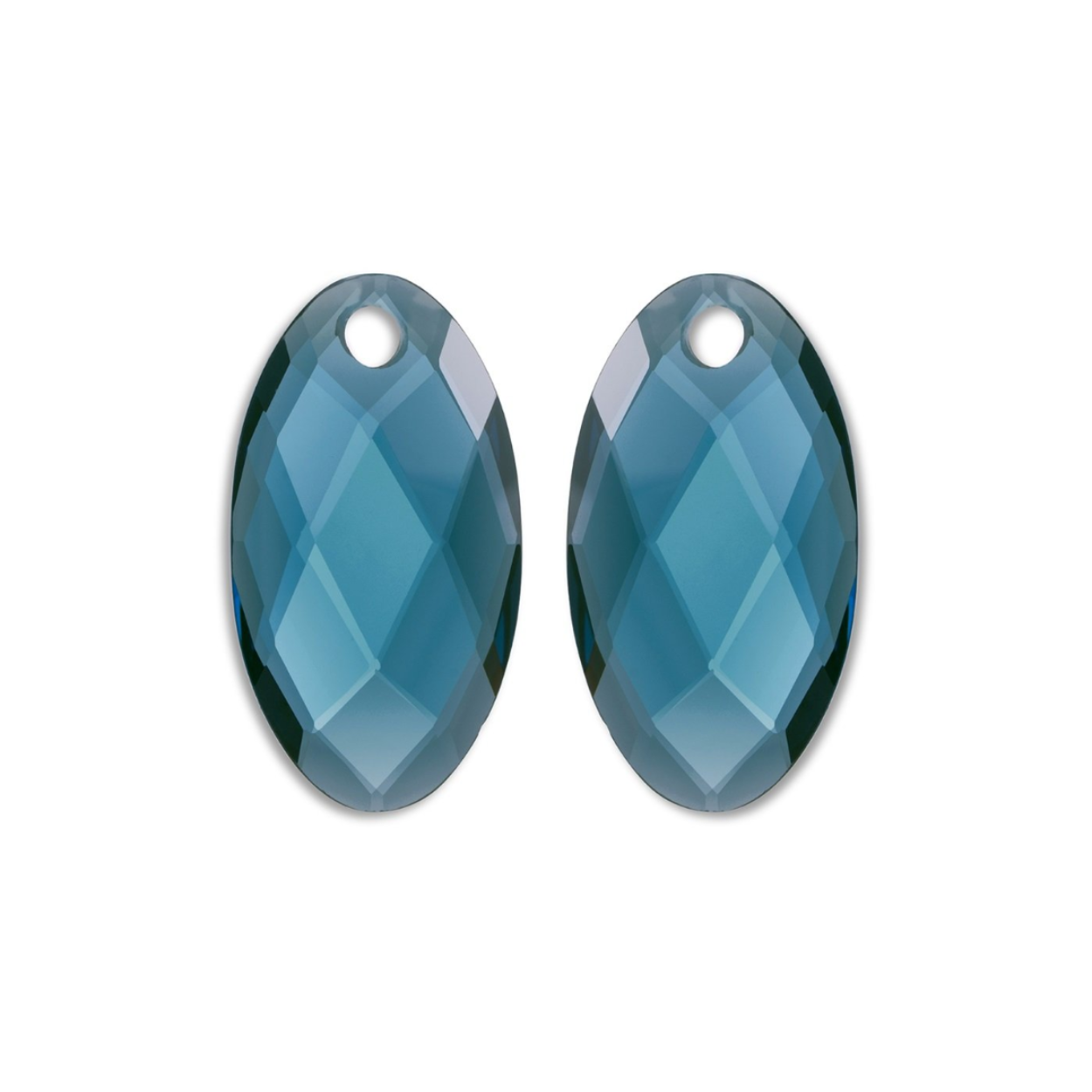 Earstones | Large Leaf - Ocean Topaz Quartz
EAGEM67-FCLF-L