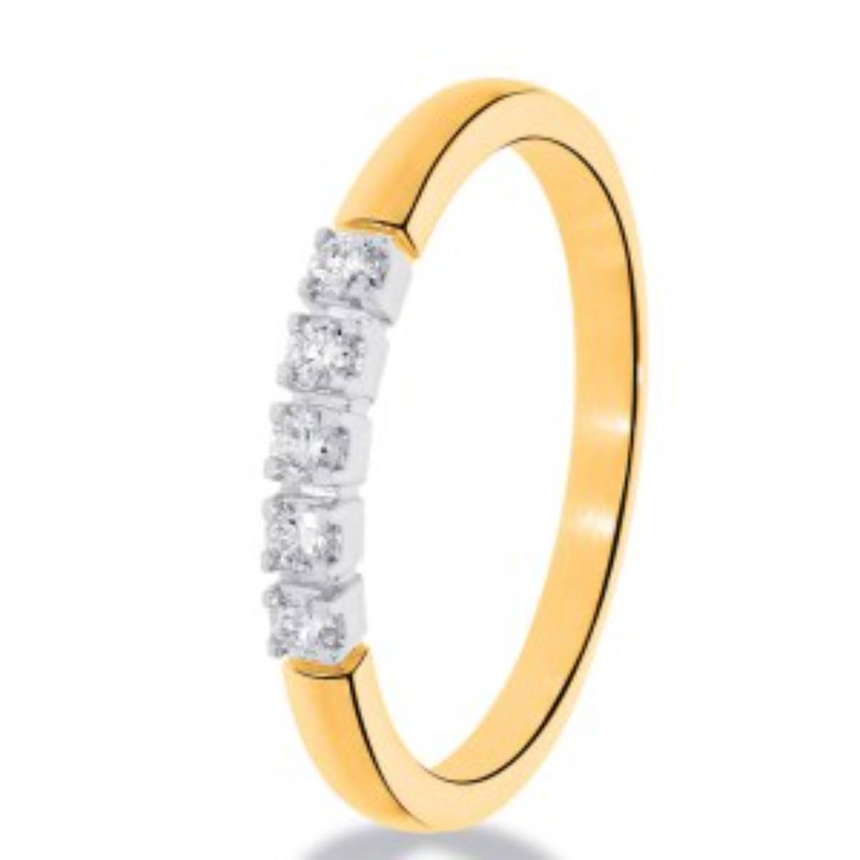 Geel gouden 14 karaat ring met diamant, briljant geslepen. Gezet in een Alliance zetting